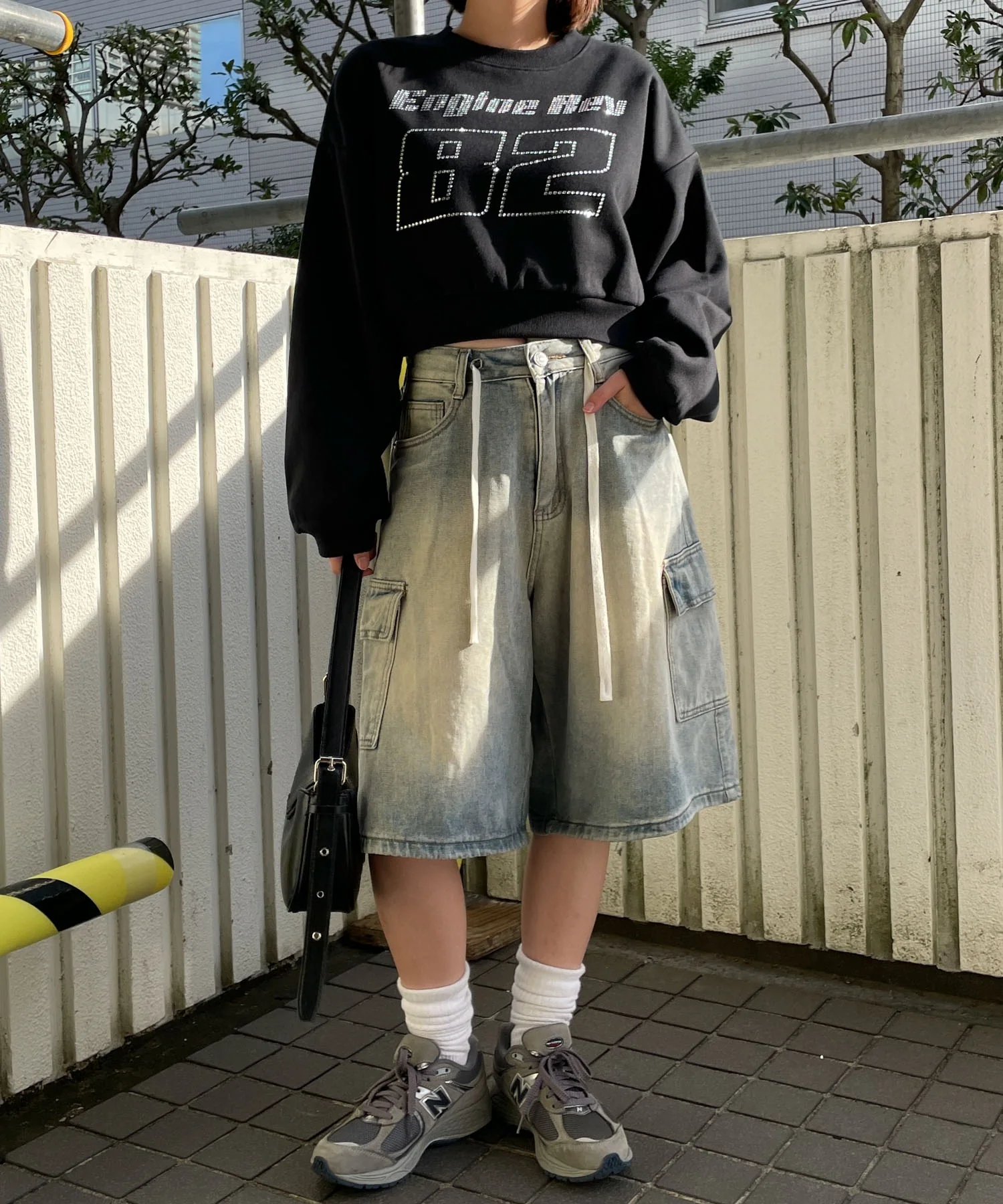 ラインストーンプルオーバースウェット - Image 8