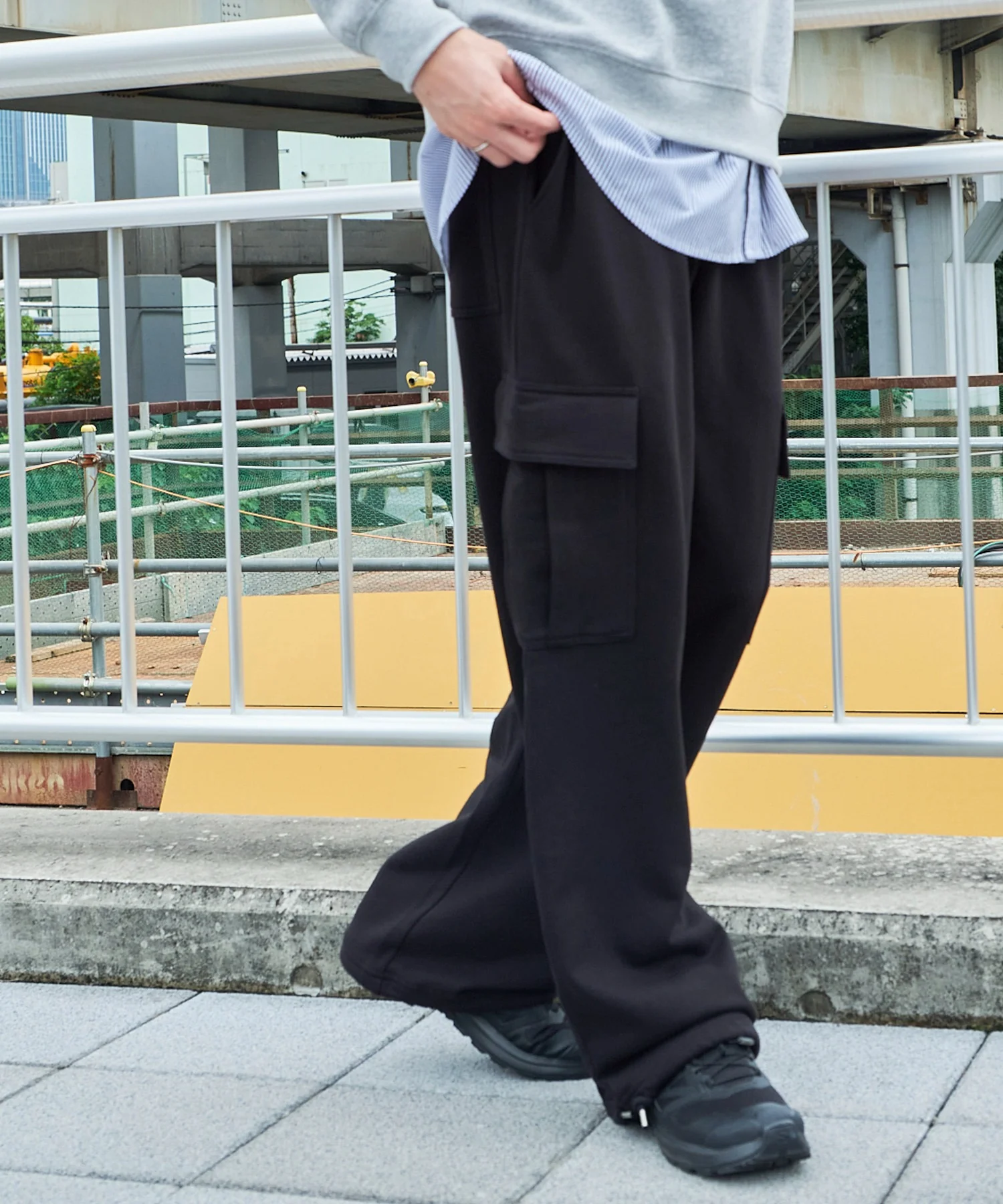 ワイドカーゴスウェットパンツ - Image 10