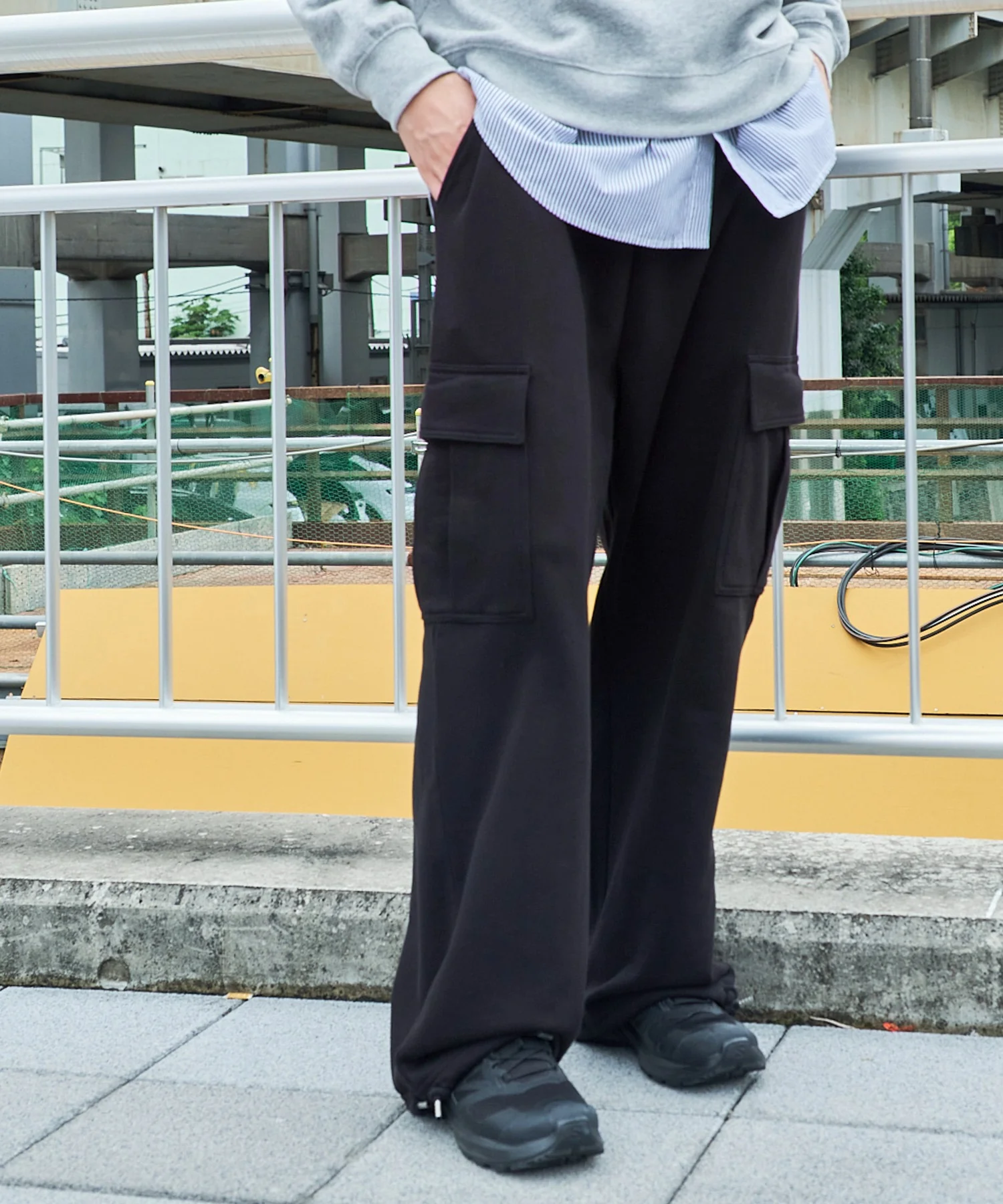ワイドカーゴスウェットパンツ - Image 11