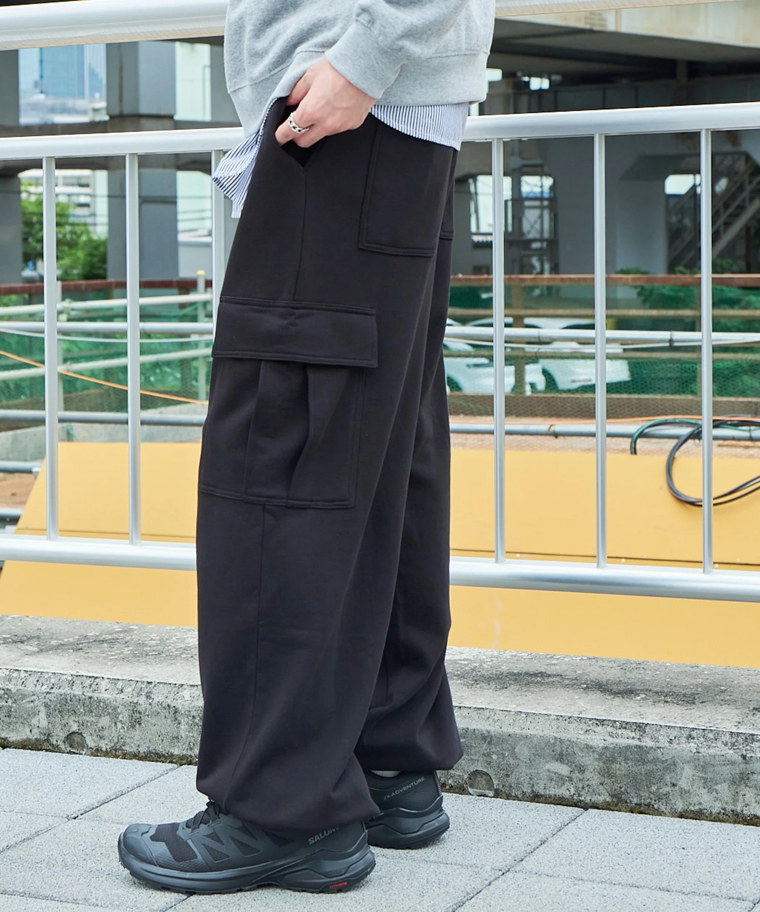 ワイドカーゴスウェットパンツ - Image 16
