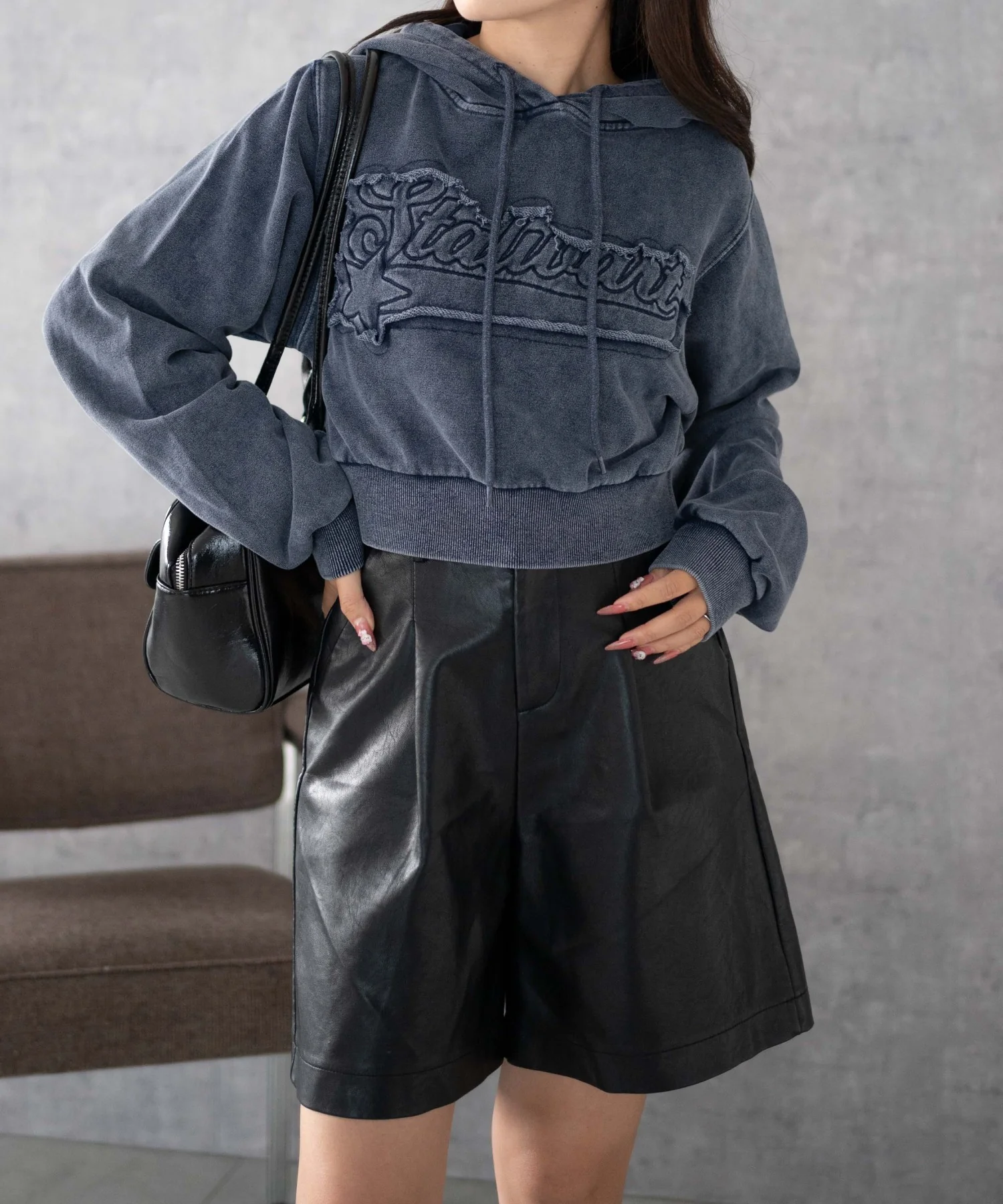 ロゴアシッドウォッシュパーカー - Image 11