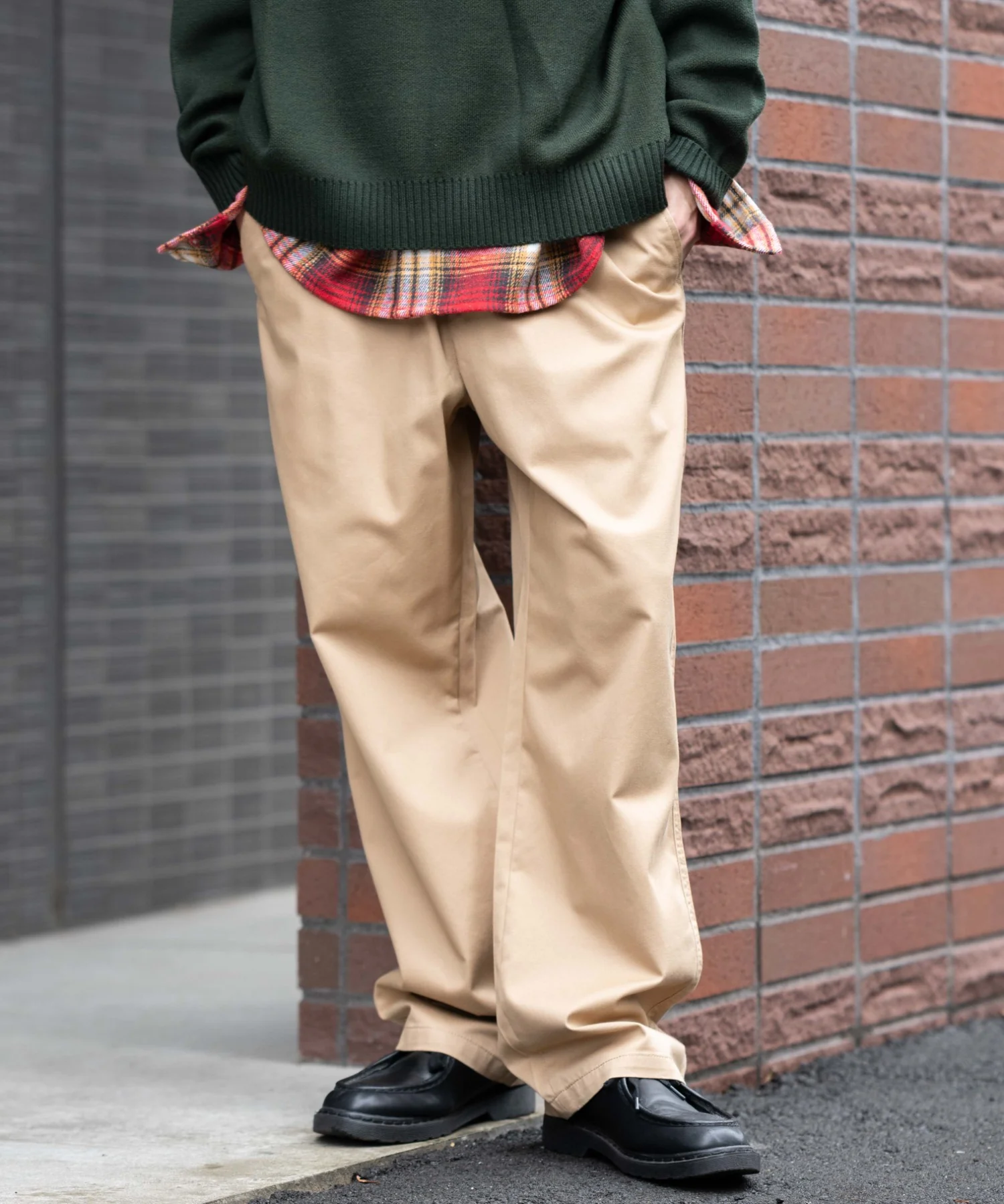 チノイージーストレートパンツ - Image 18