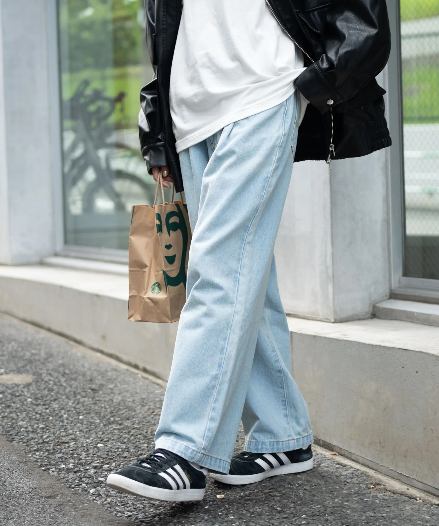 デニムルーズテーパードパンツ - Image 19