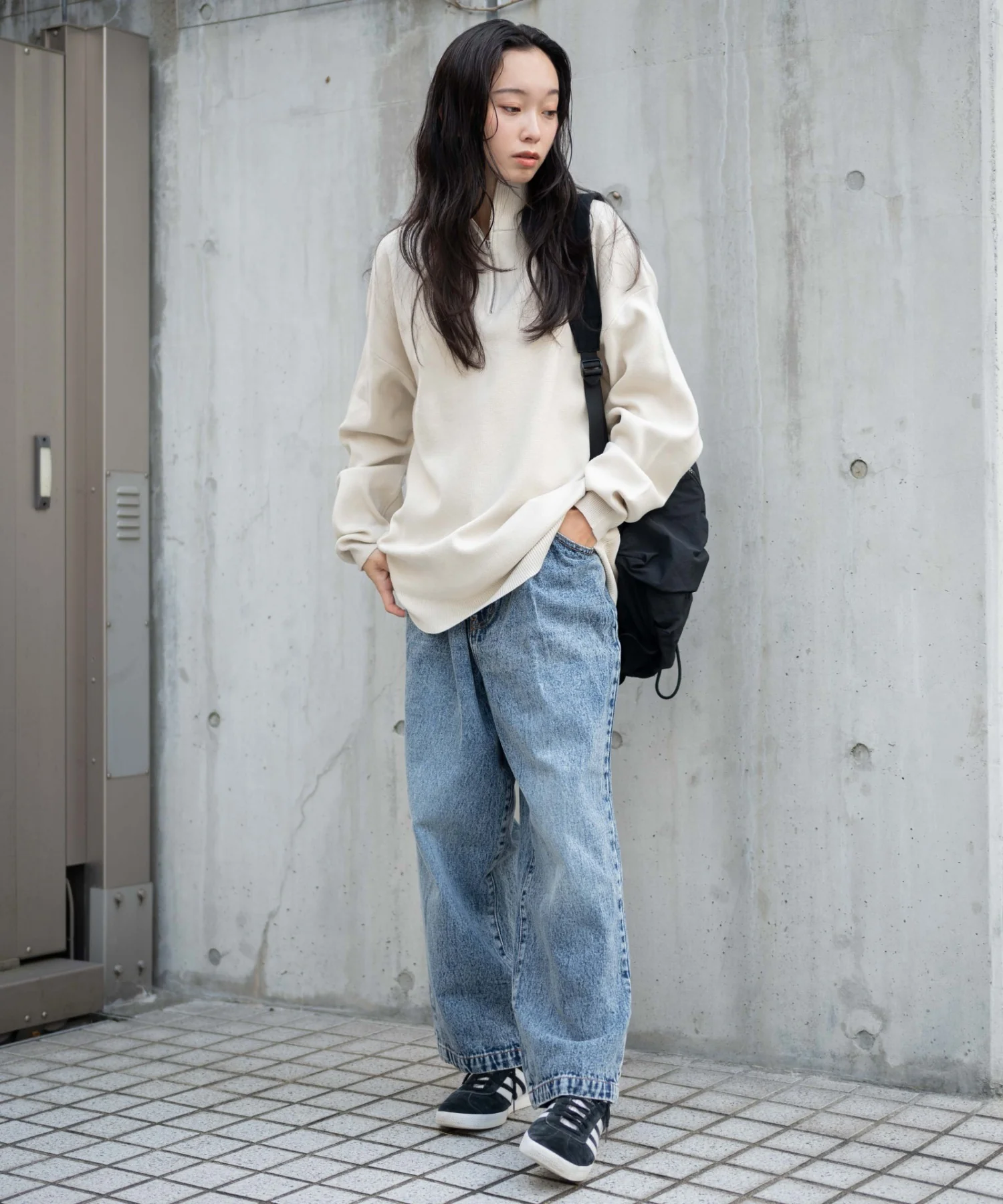 デニムルーズテーパードパンツ - Image 32