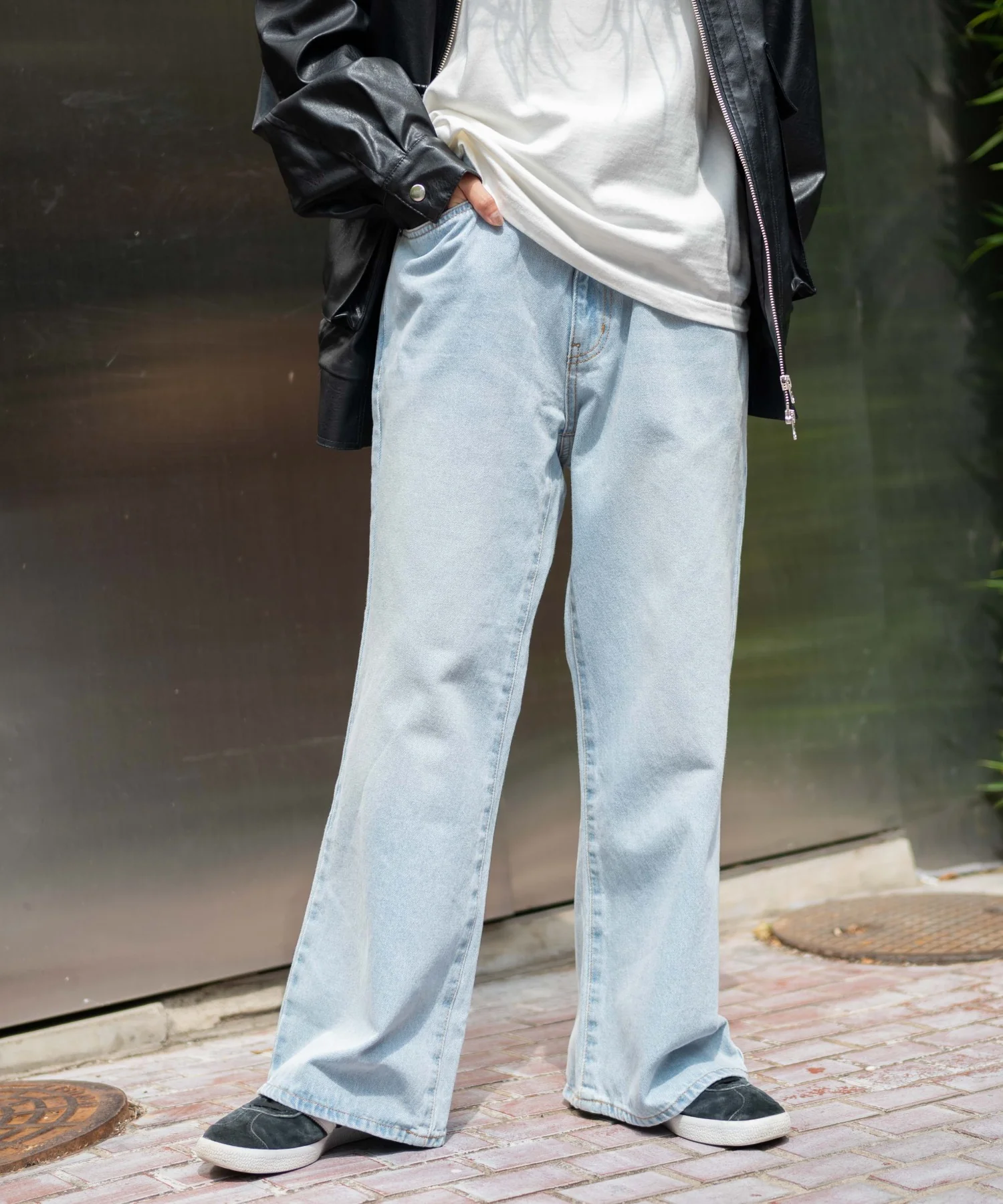デニムルーズフレアパンツ - Image 15
