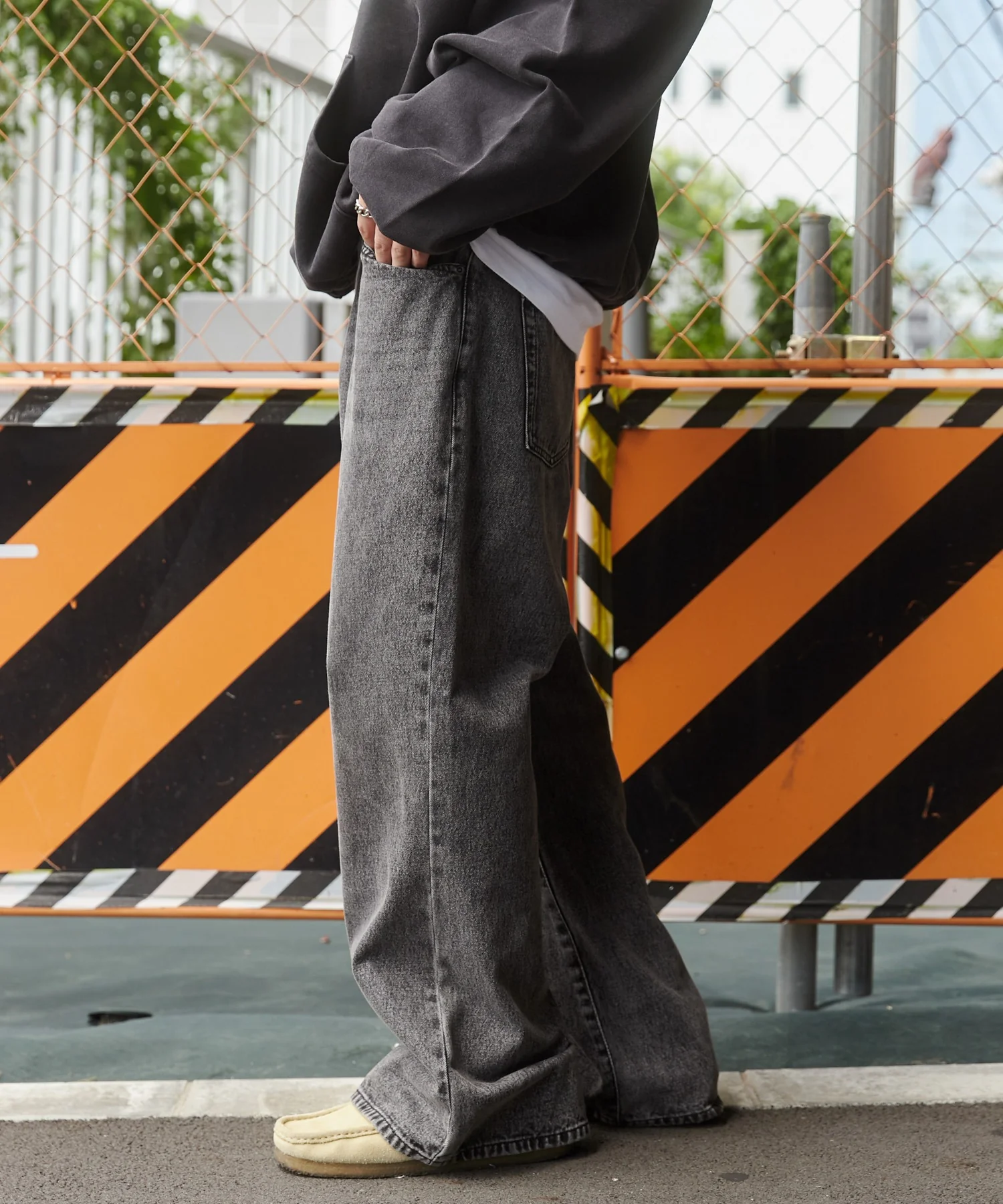 デニムルーズフレアパンツ - Image 3