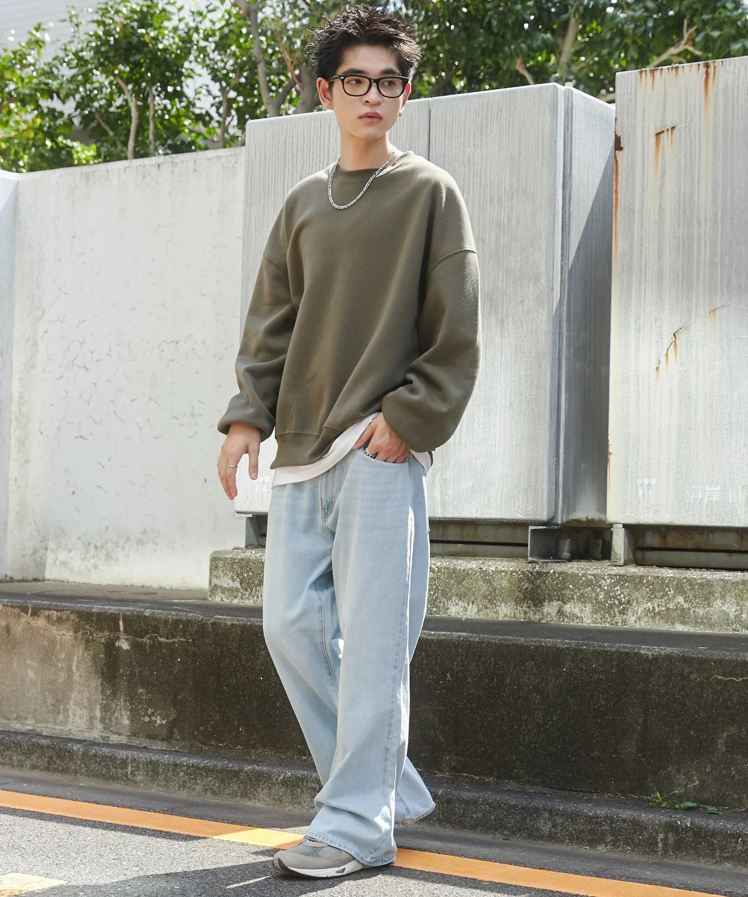 デニムルーズフレアパンツ - Image 4