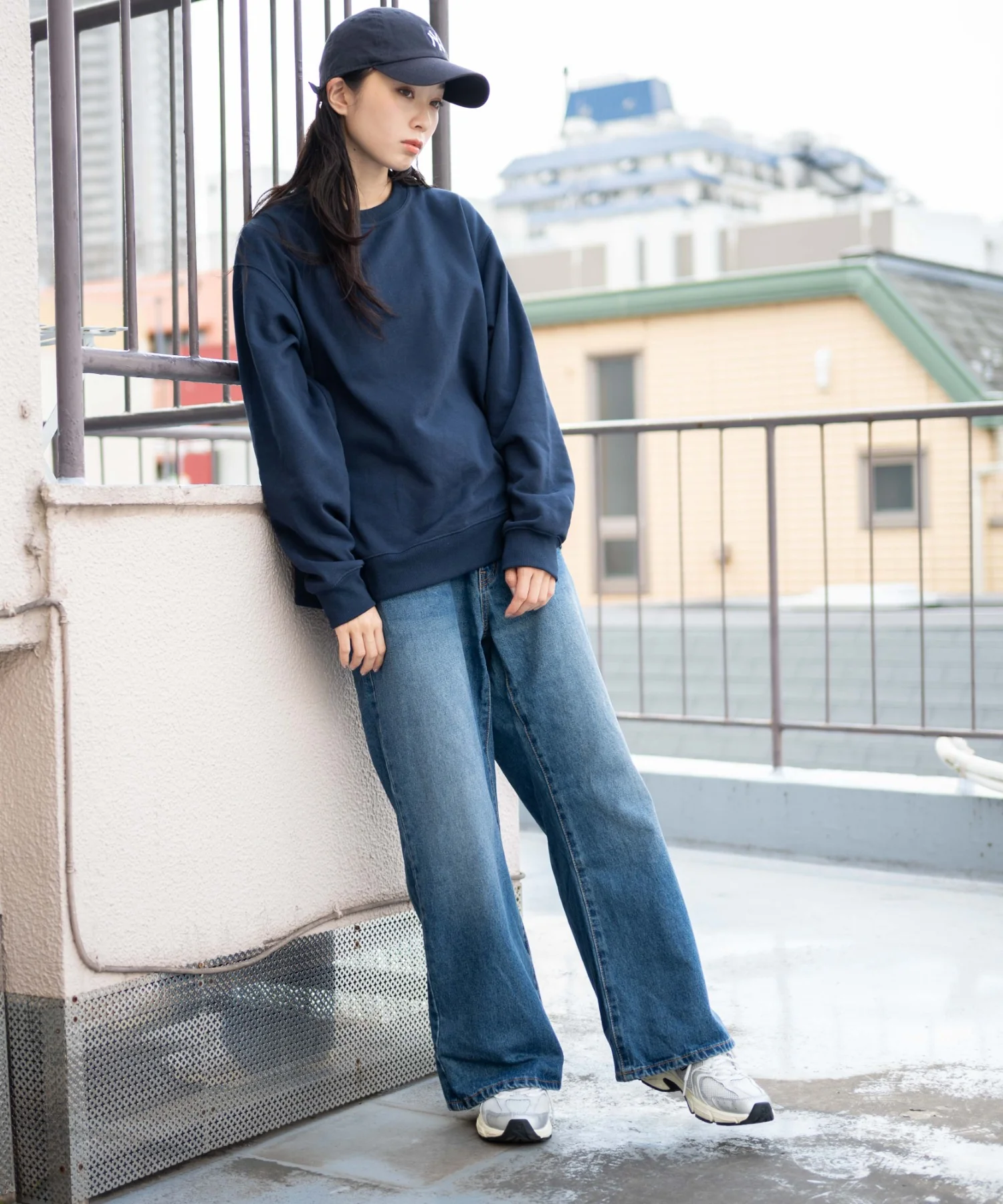 デニムルーズフレアパンツ - Image 7