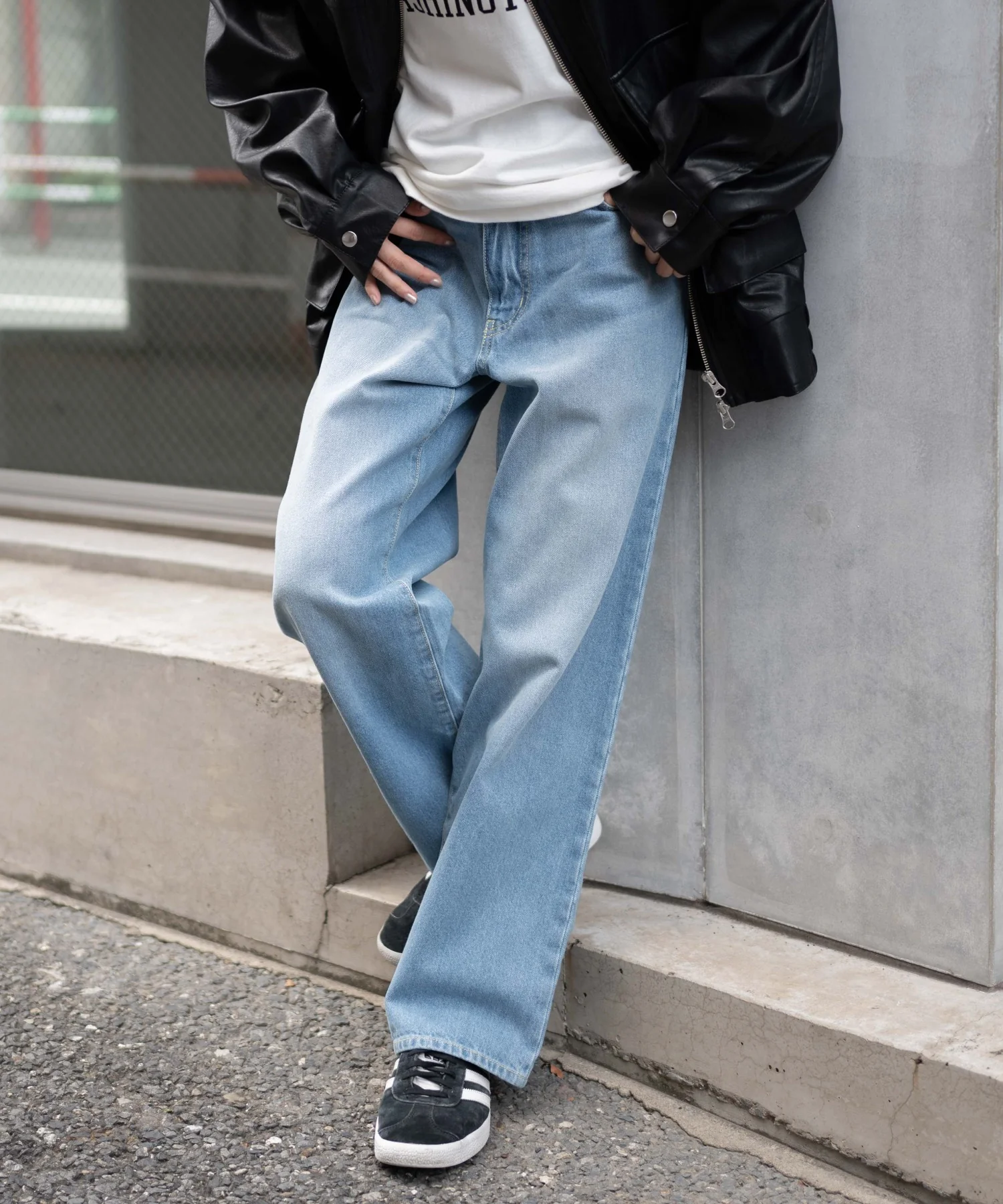 デニムストレートパンツ - Image 19