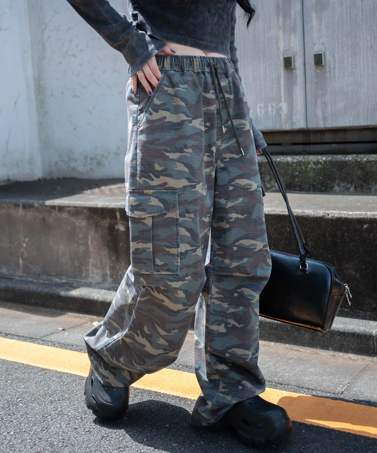 ヴィンテージウォッシュパラシュートカーゴパンツ - Image 6