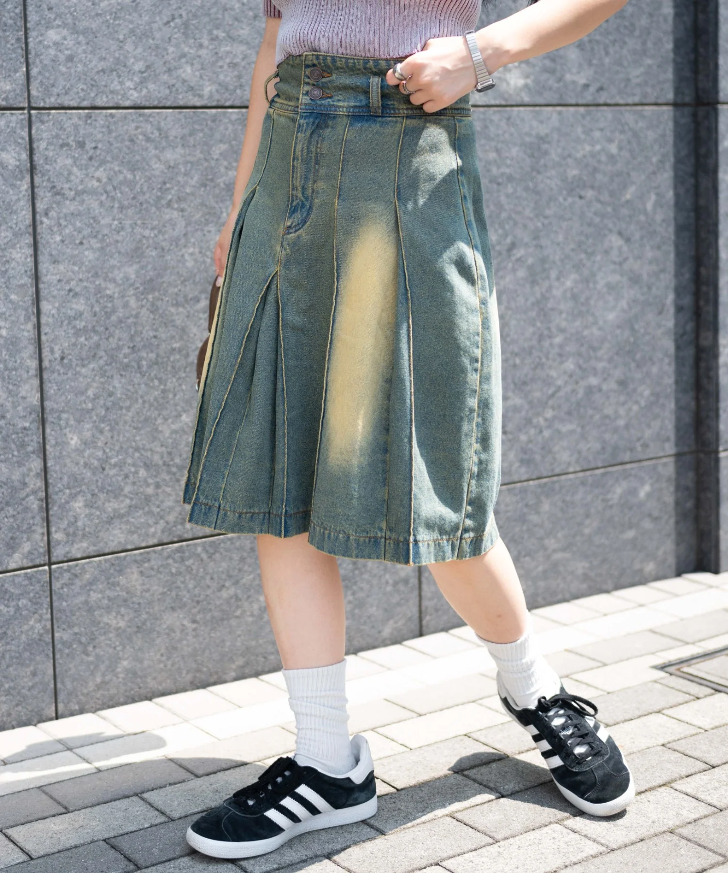 ヴィンテージウォッシュデニムプリーツミドルスカート - Image 5