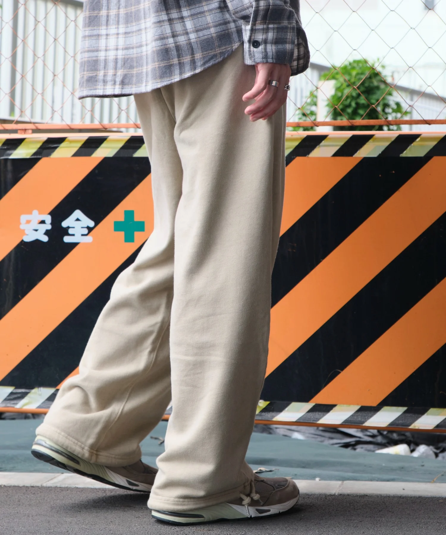 アシッドウォッシュワイドスウェットパンツ - Image 11