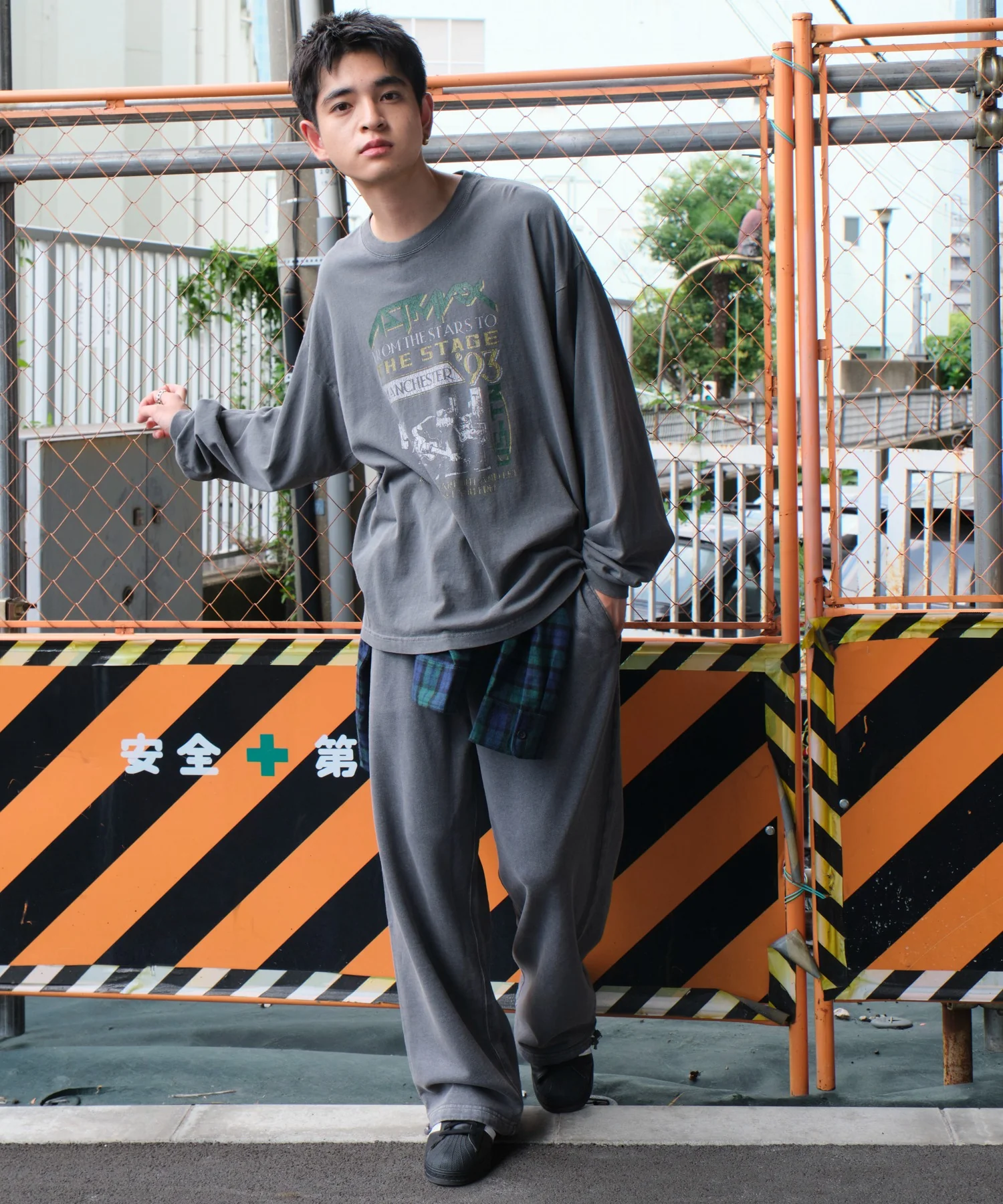 アシッドウォッシュワイドスウェットパンツ - Image 17