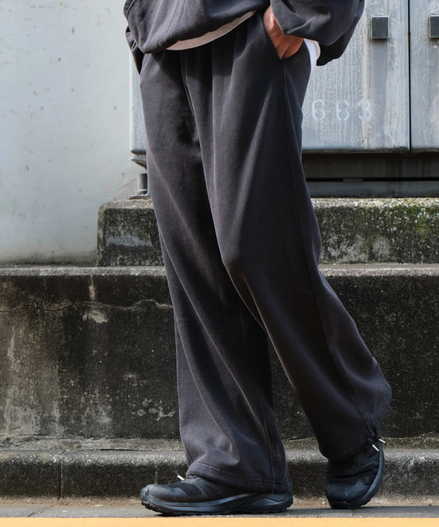 アシッドウォッシュワイドスウェットパンツ - Image 18