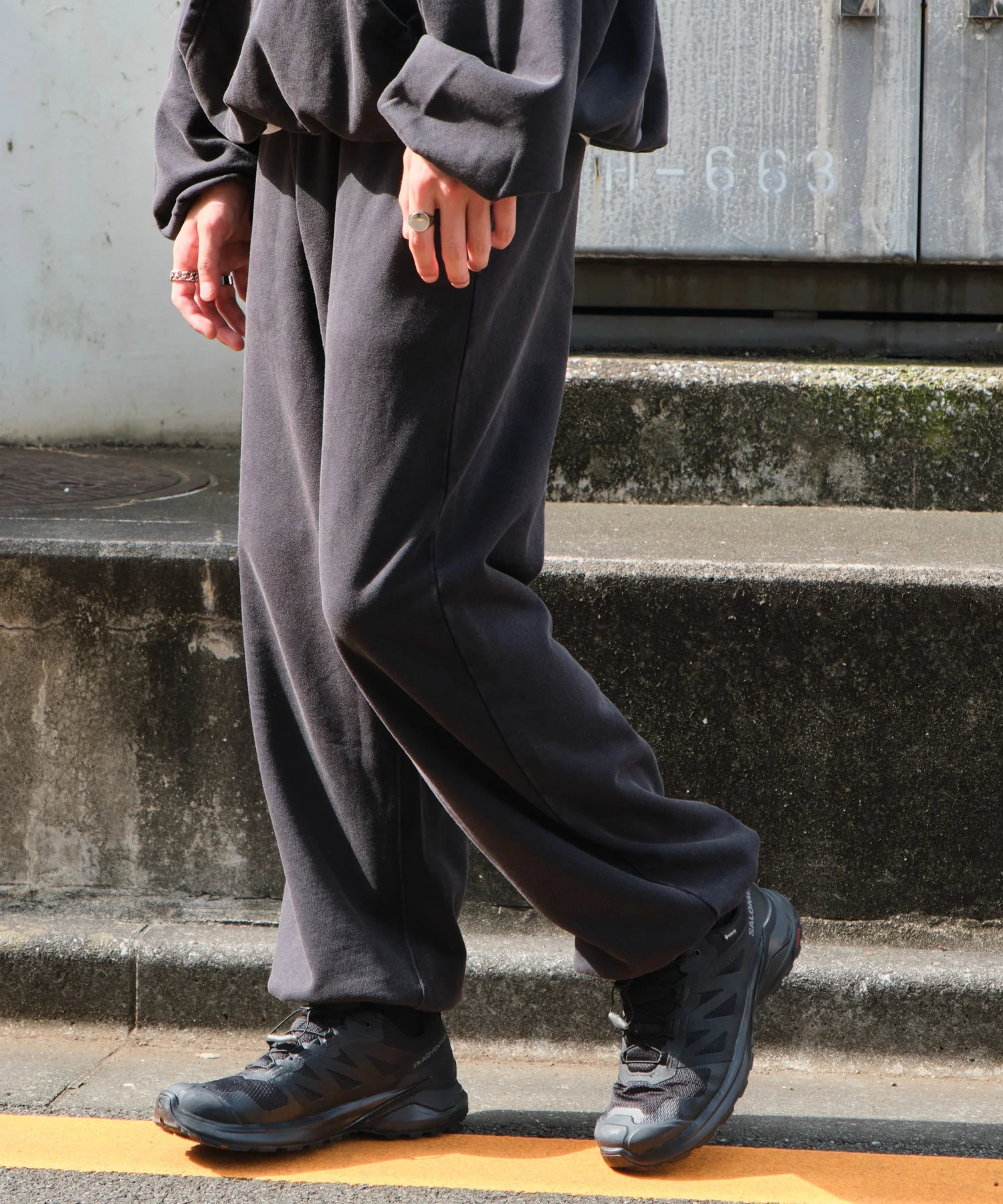 アシッドウォッシュワイドスウェットパンツ - Image 21