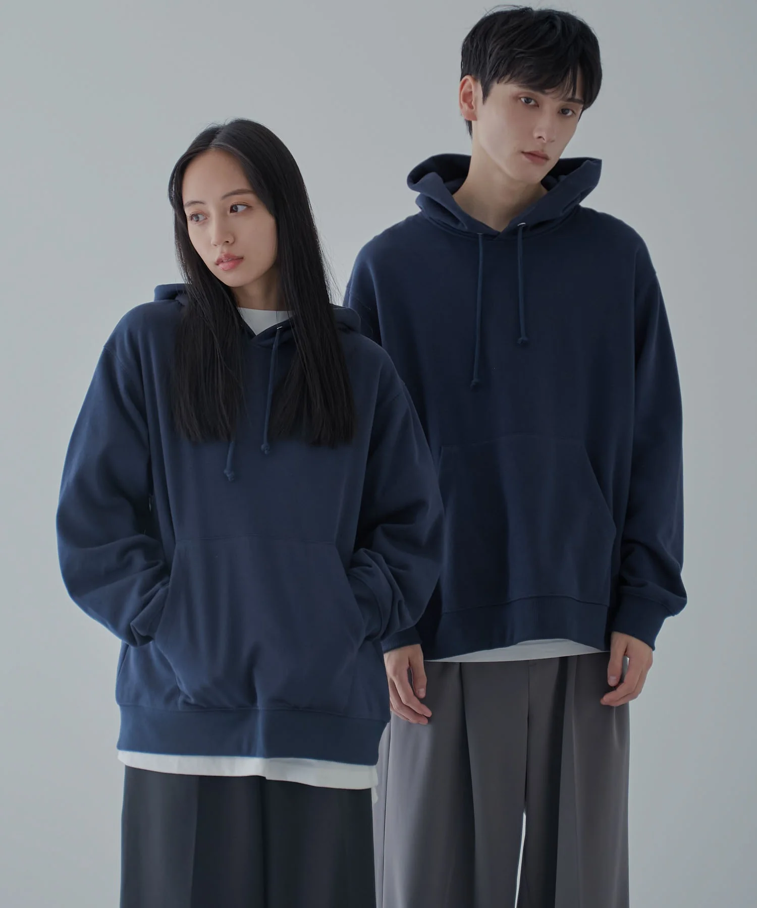 リラックスフィットスウェットプルパーカー - Image 31