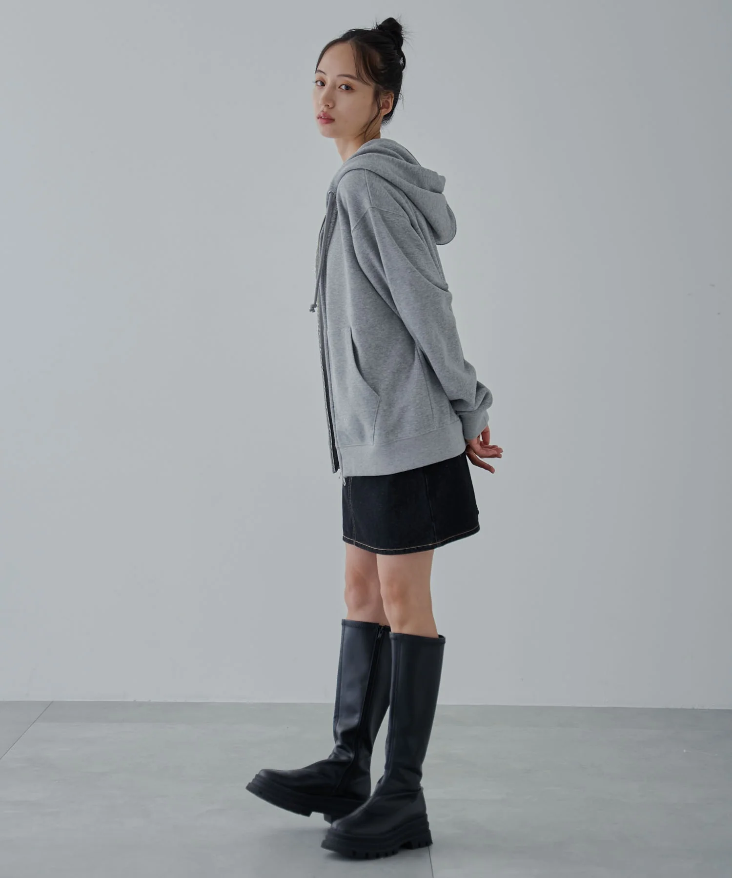 リラックスフィットダブルZIPパーカー - Image 9