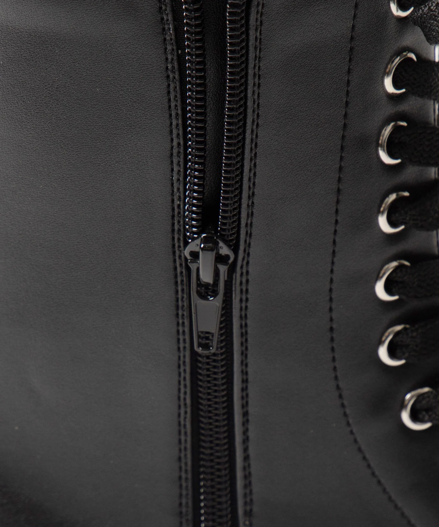 厚底ボリュームレースアップショートブーツ - Image 16