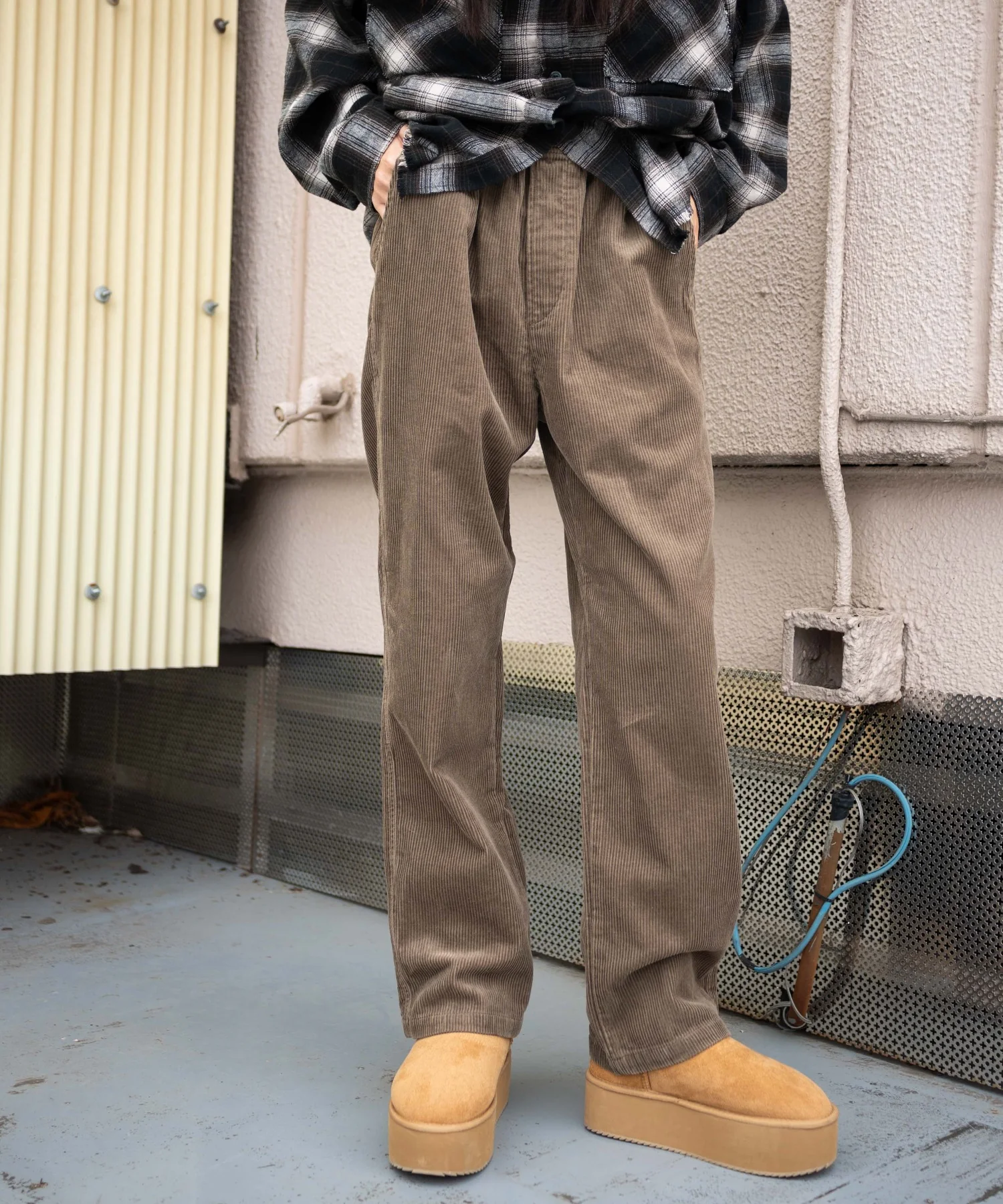 コーデュロイイージーストレートパンツ - Image 31
