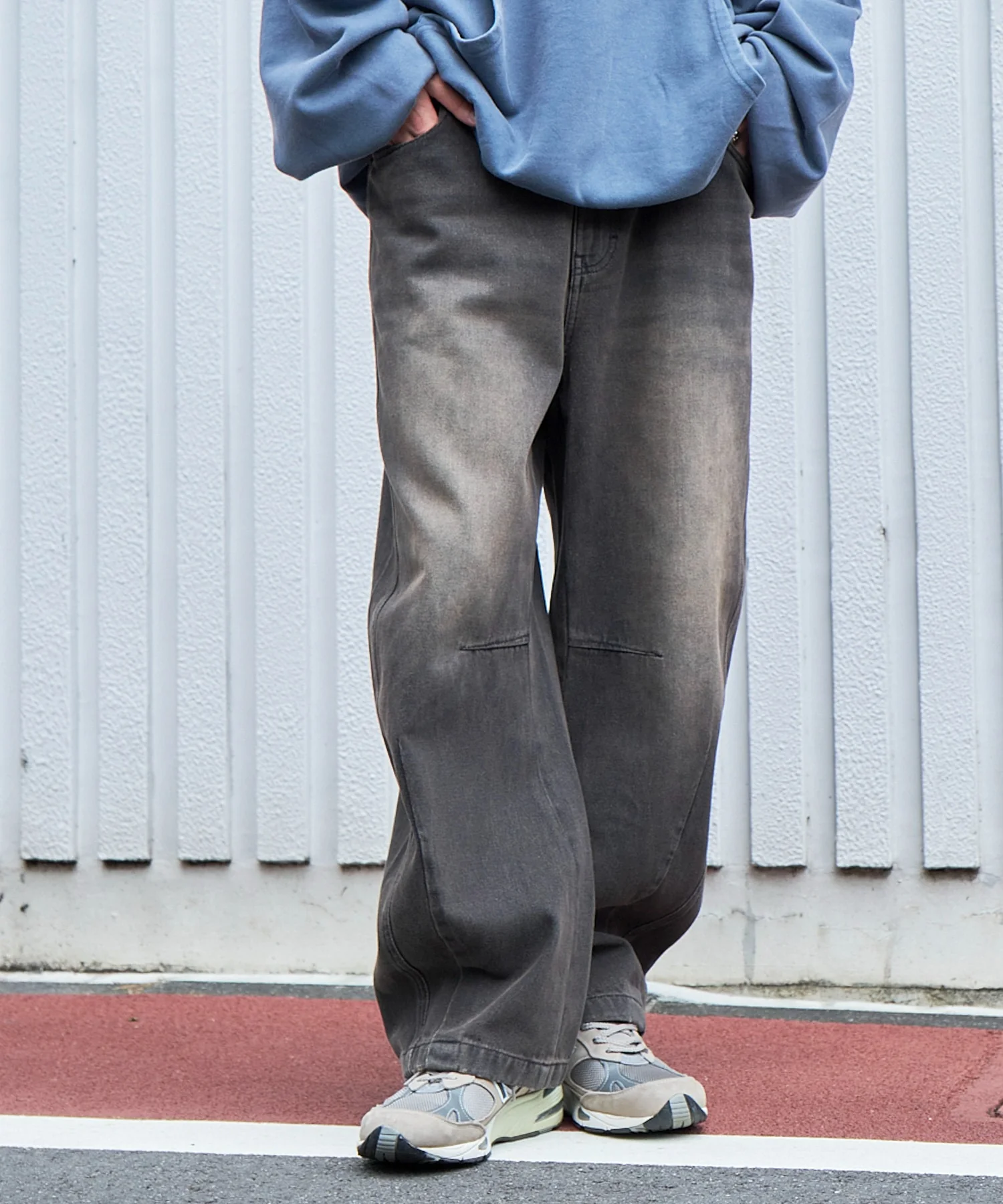 イージーバレルレッグデニムパンツ - Image 18