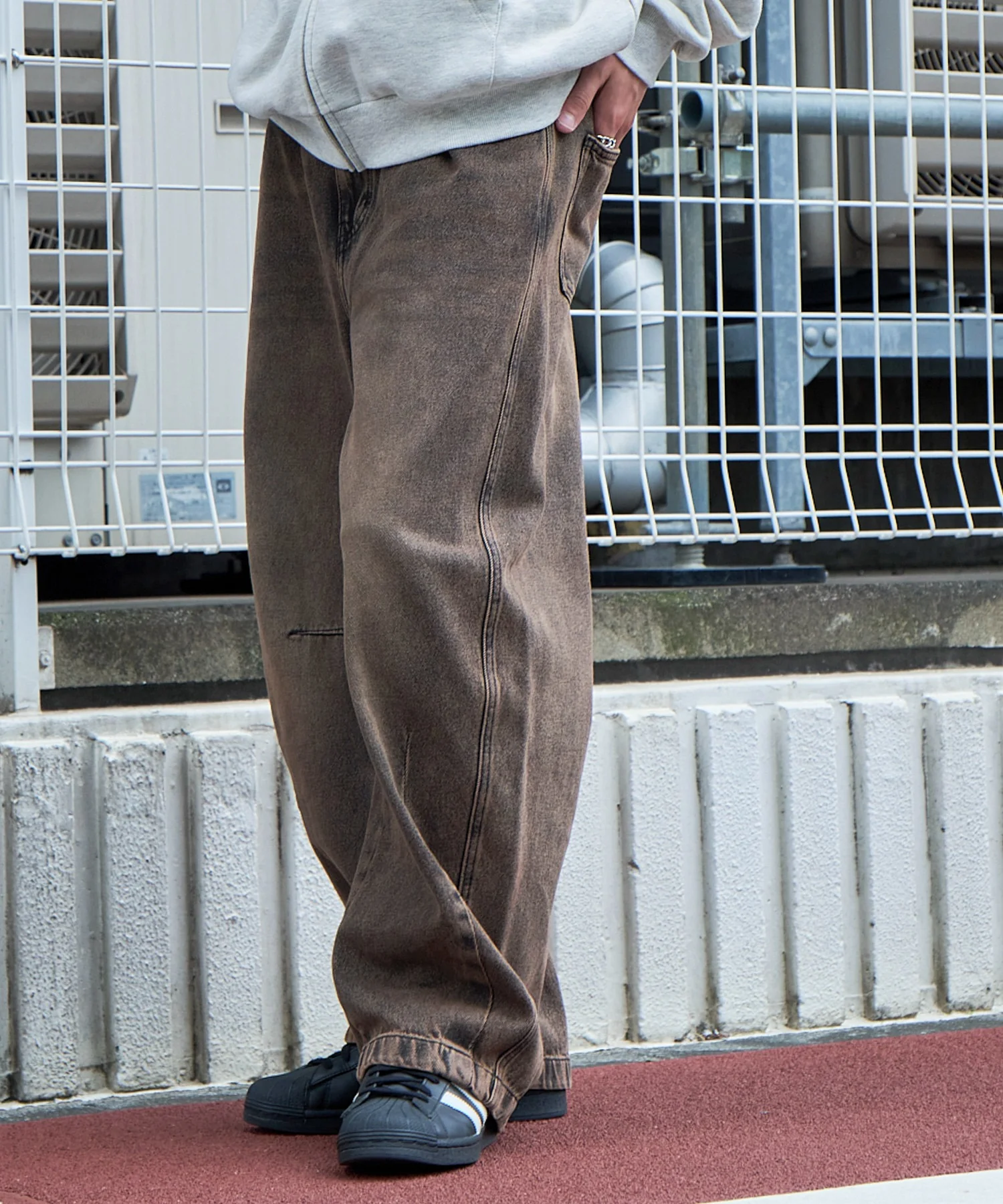 イージーバレルレッグデニムパンツ - Image 22