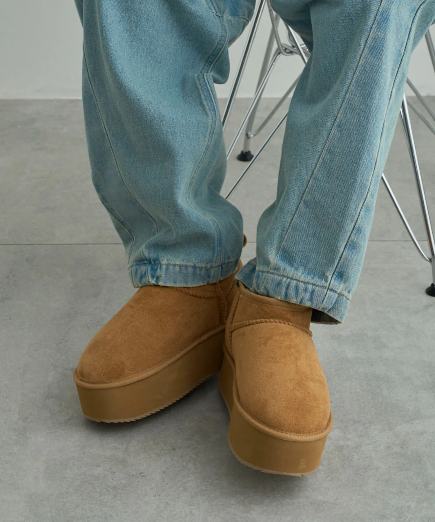 厚底ショートFムートンブーツ - Image 10