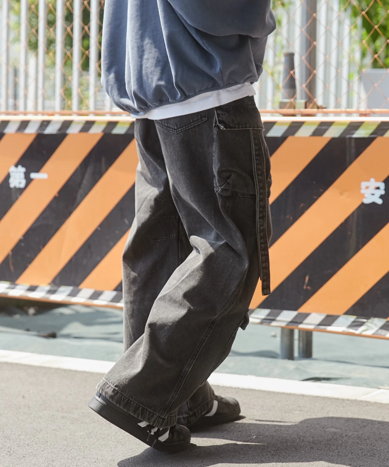 マルチポケットデニムパンツ - Image 17