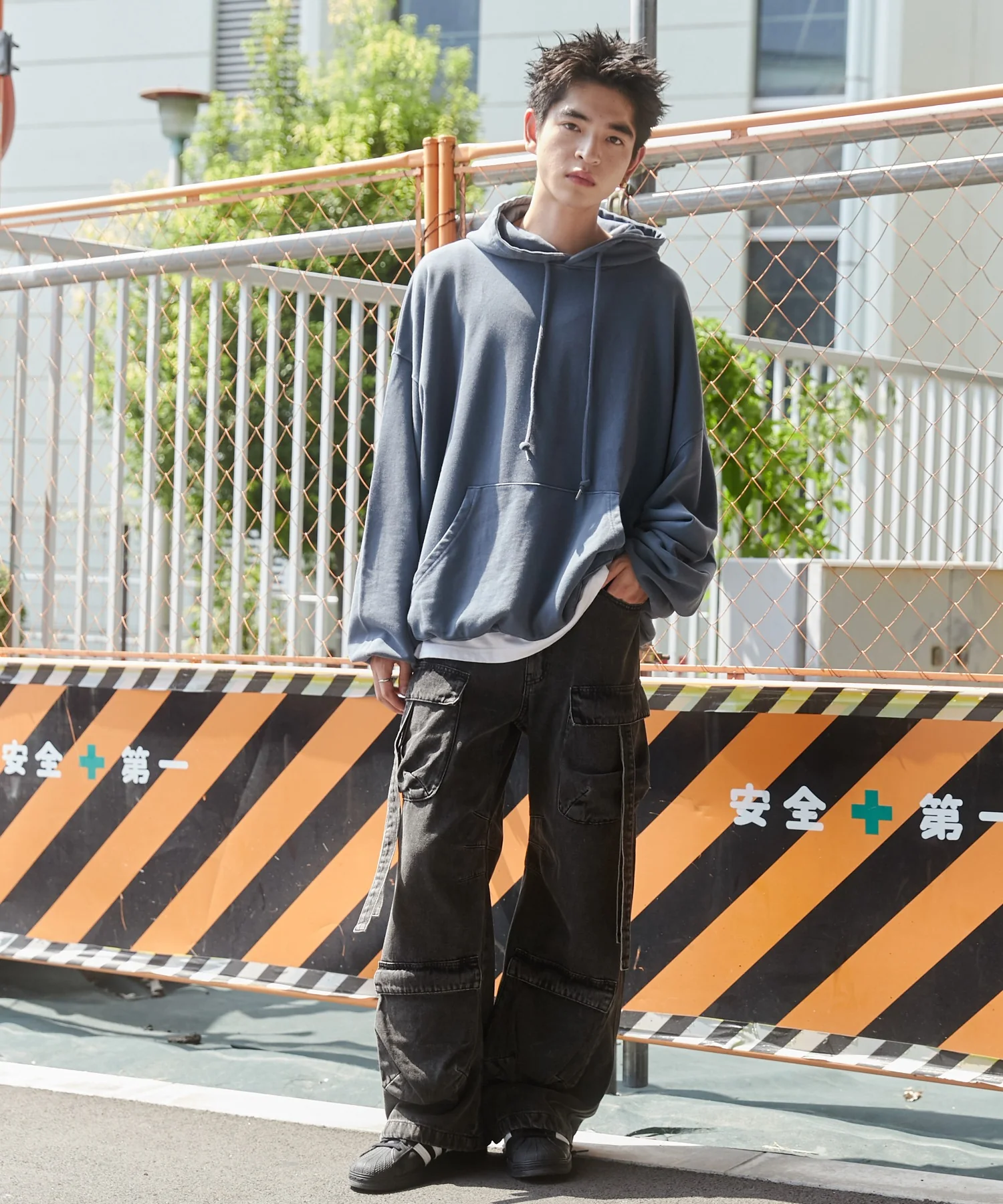 マルチポケットデニムパンツ - Image 4