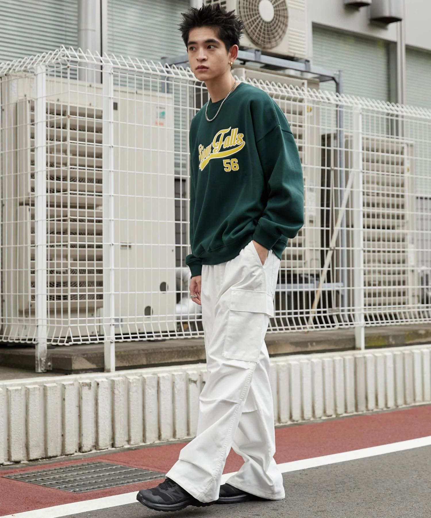 アクセ付きグラフィックプルオーバー - Image 16