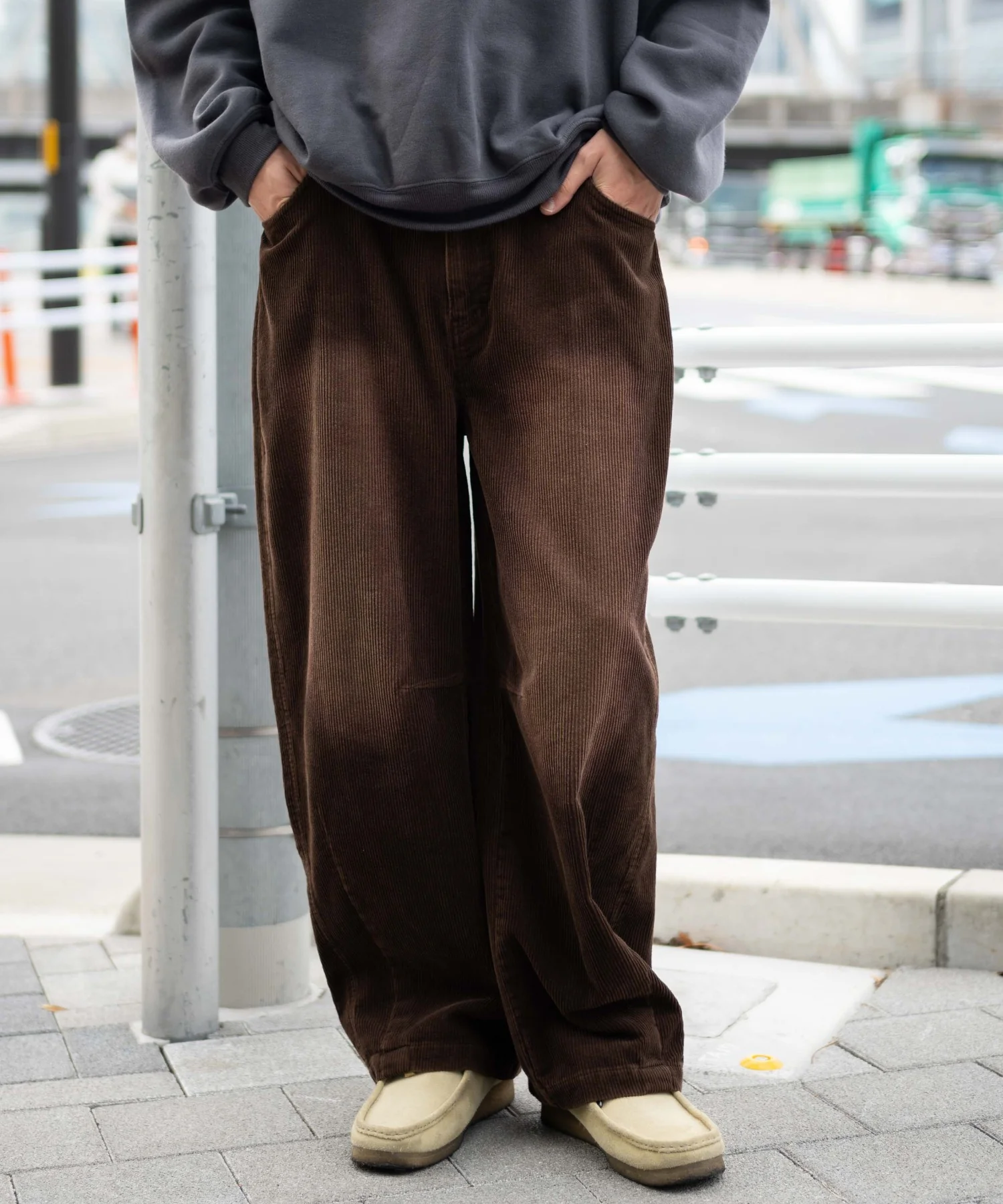 イージーバレルレッグコーデュロイパンツ - Image 11