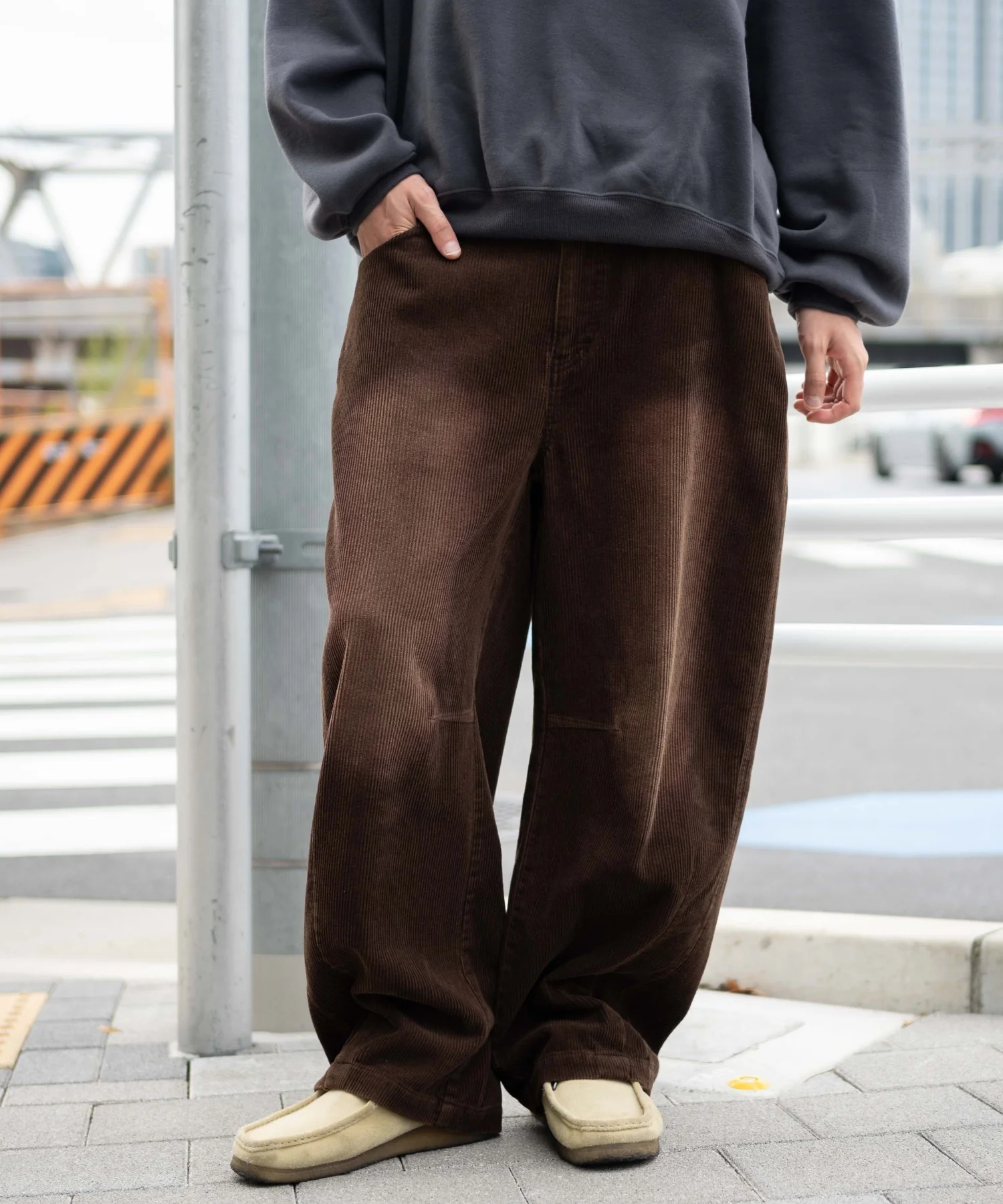 イージーバレルレッグコーデュロイパンツ - Image 2