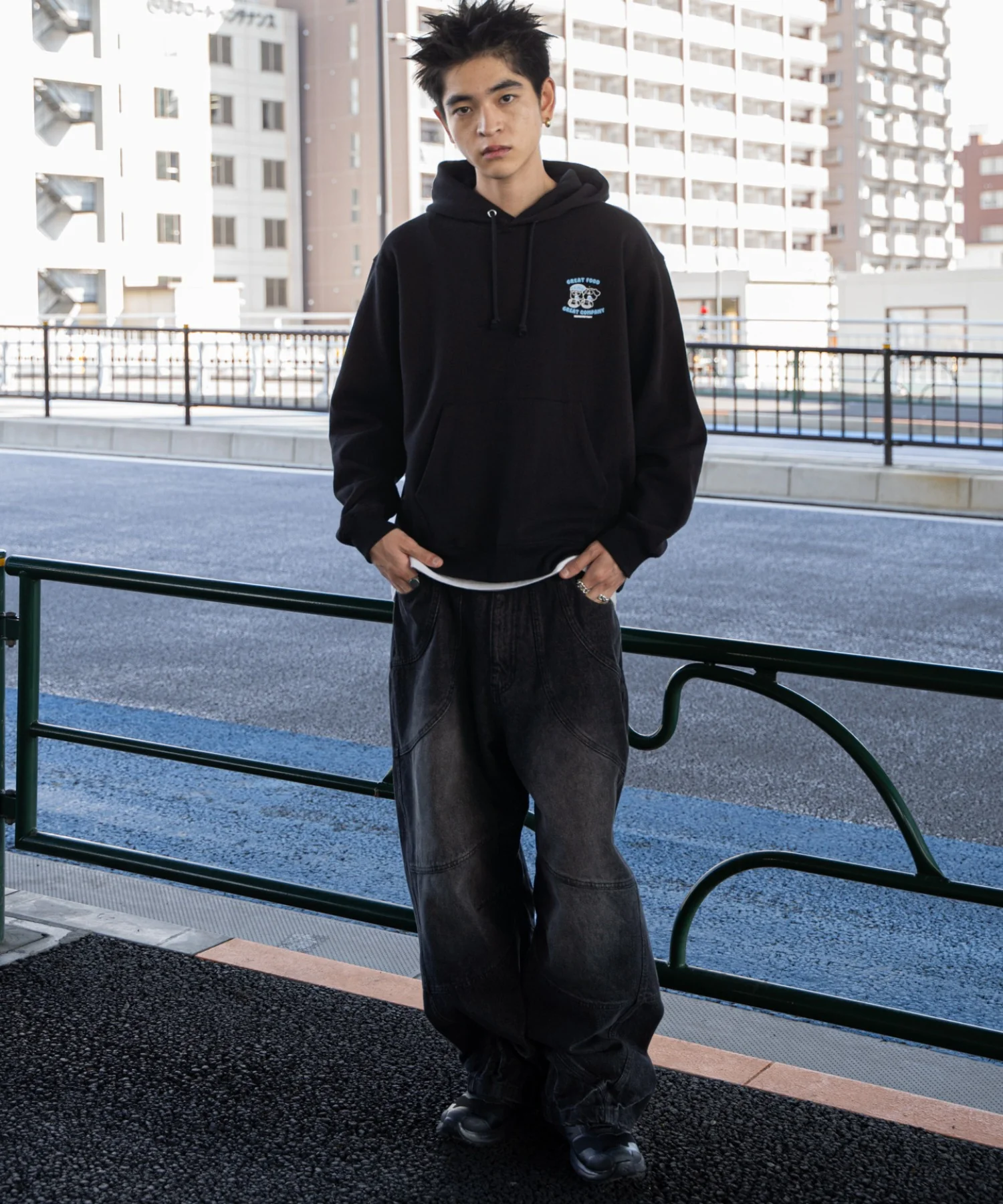 リラックスフィットTHEBOYグラフィックパーカー - Image 32