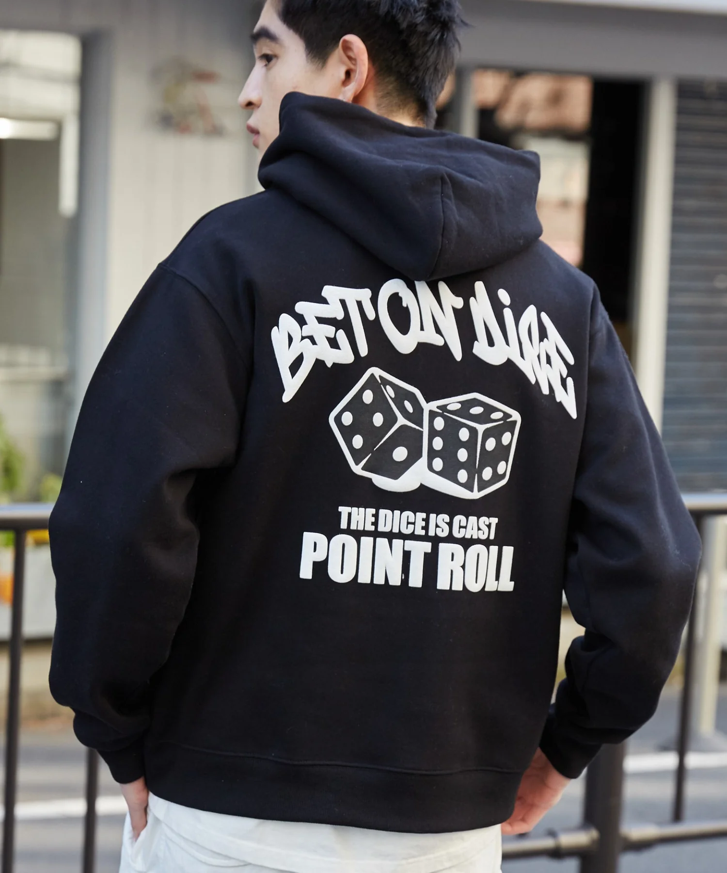 リラックスフィットグラフィックパーカー - Image 31