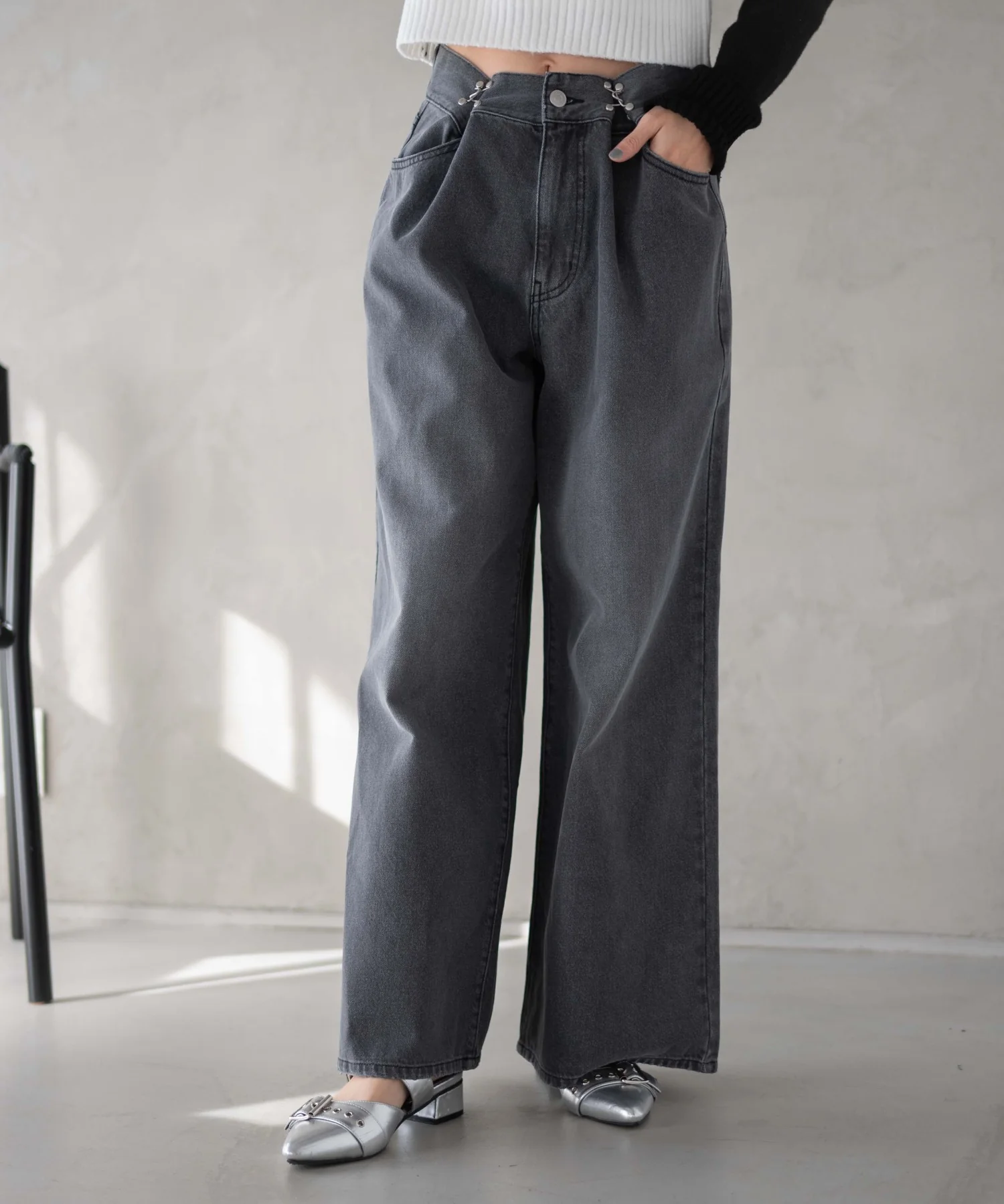 ウエストフックデニムワイドパンツ - Image 13