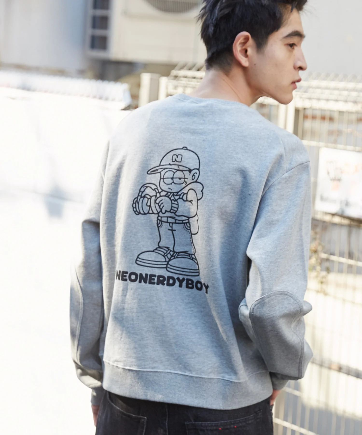 THEBOYエルボーパッチクルーネックPO - Image 18