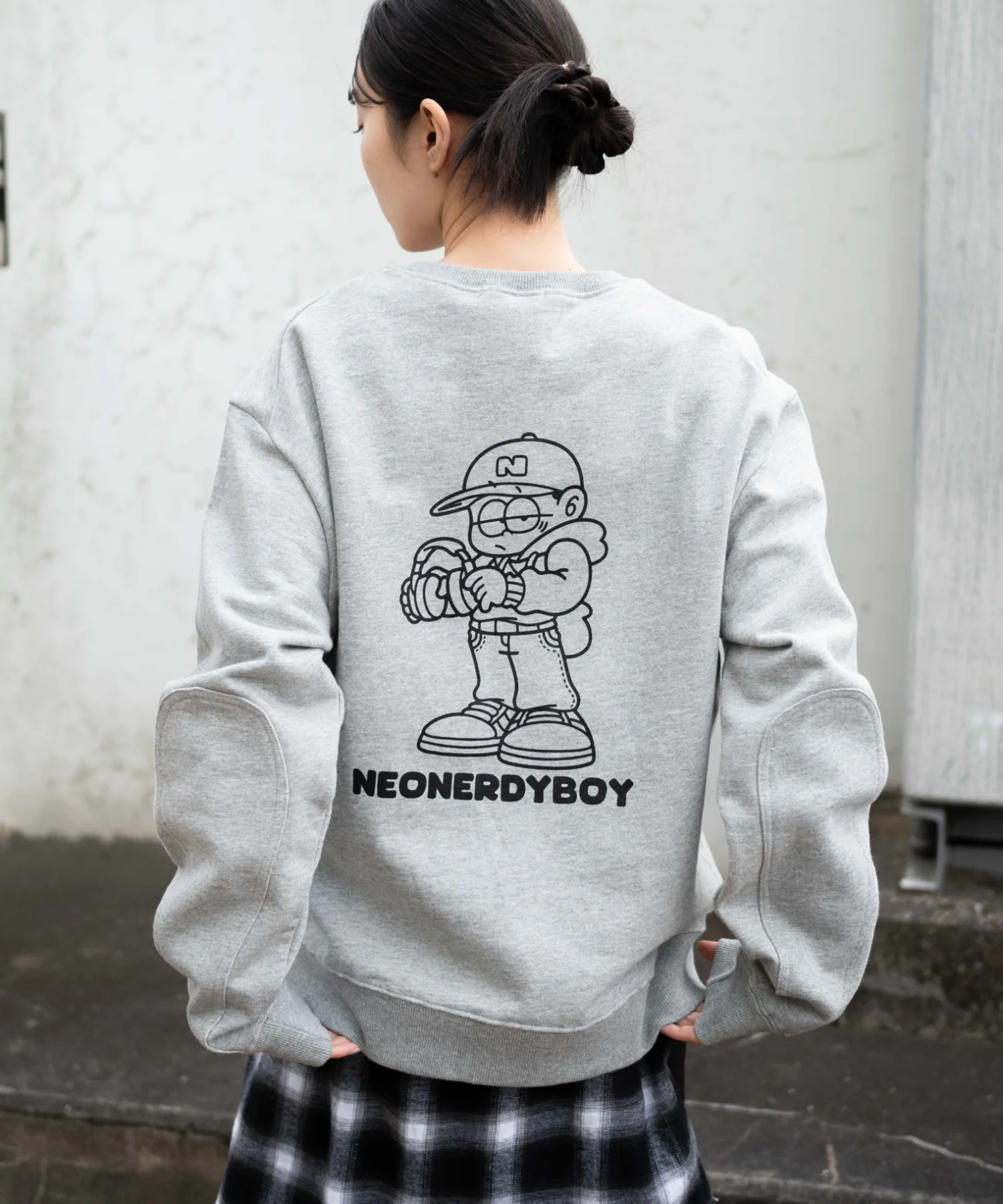 THEBOYエルボーパッチクルーネックPO - Image 23