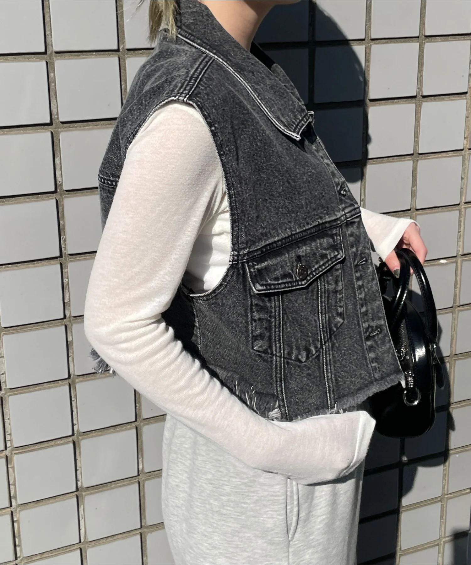 デニムショートベスト - Image 11