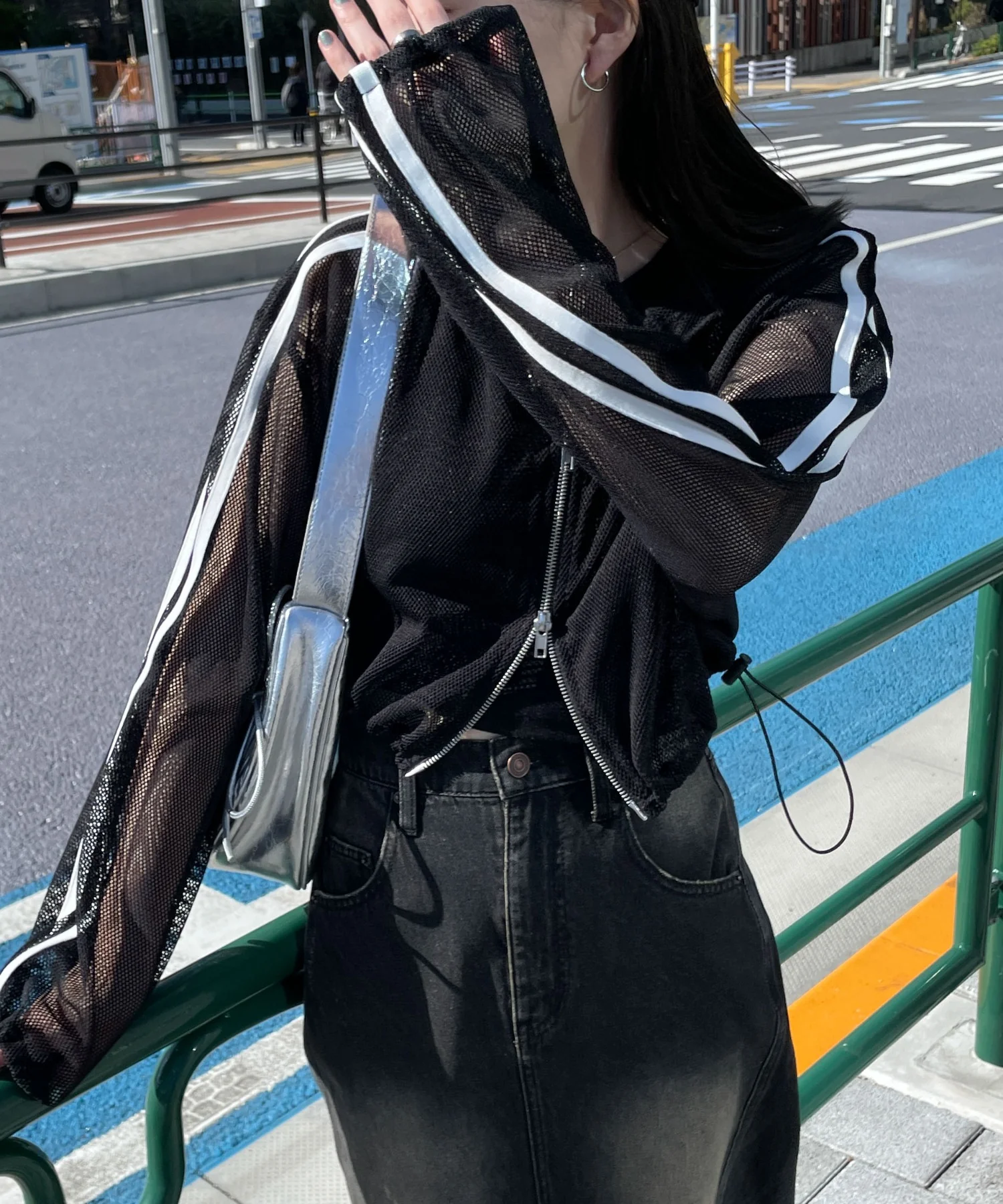Wジップラインメッシュパーカー - Image 13