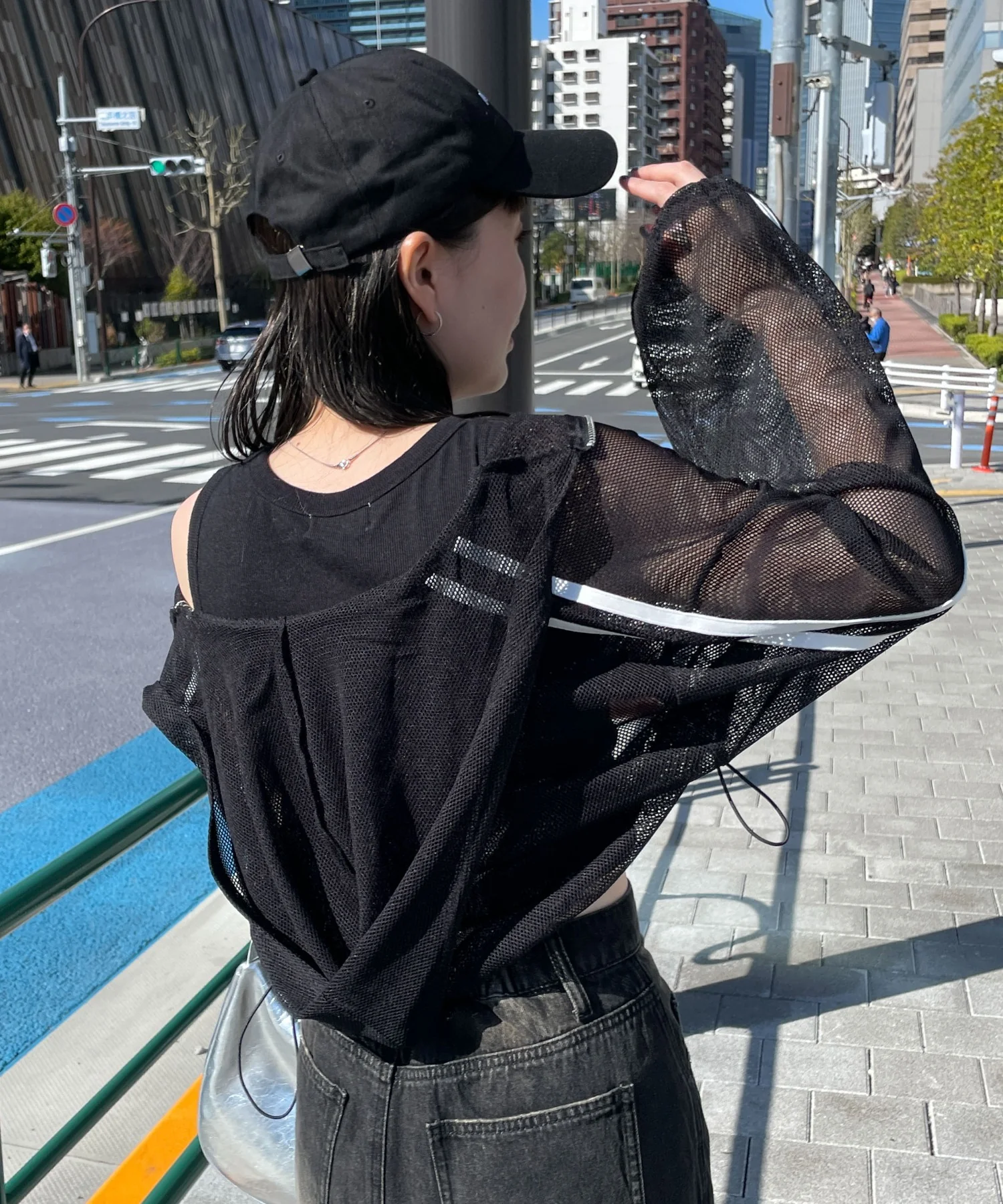 Wジップラインメッシュパーカー - Image 15