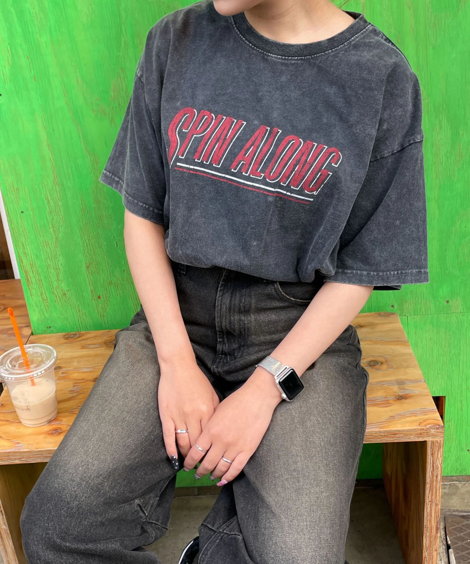 ヴィンテージウォッシュグラフィックTシャツ - Image 10