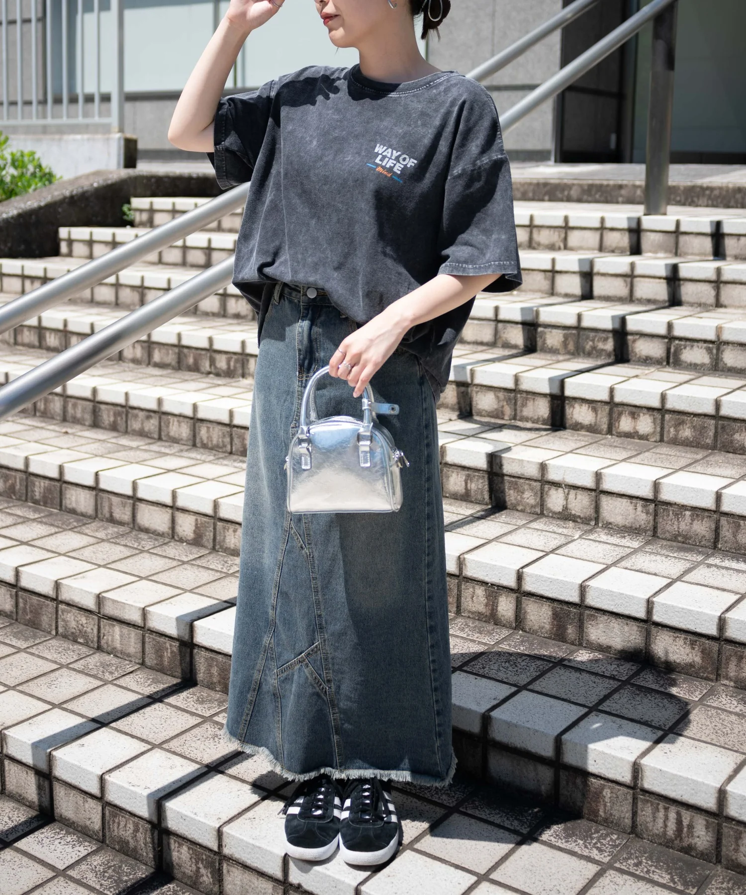 ヴィンテージウォッシュグラフィックTシャツ - Image 17