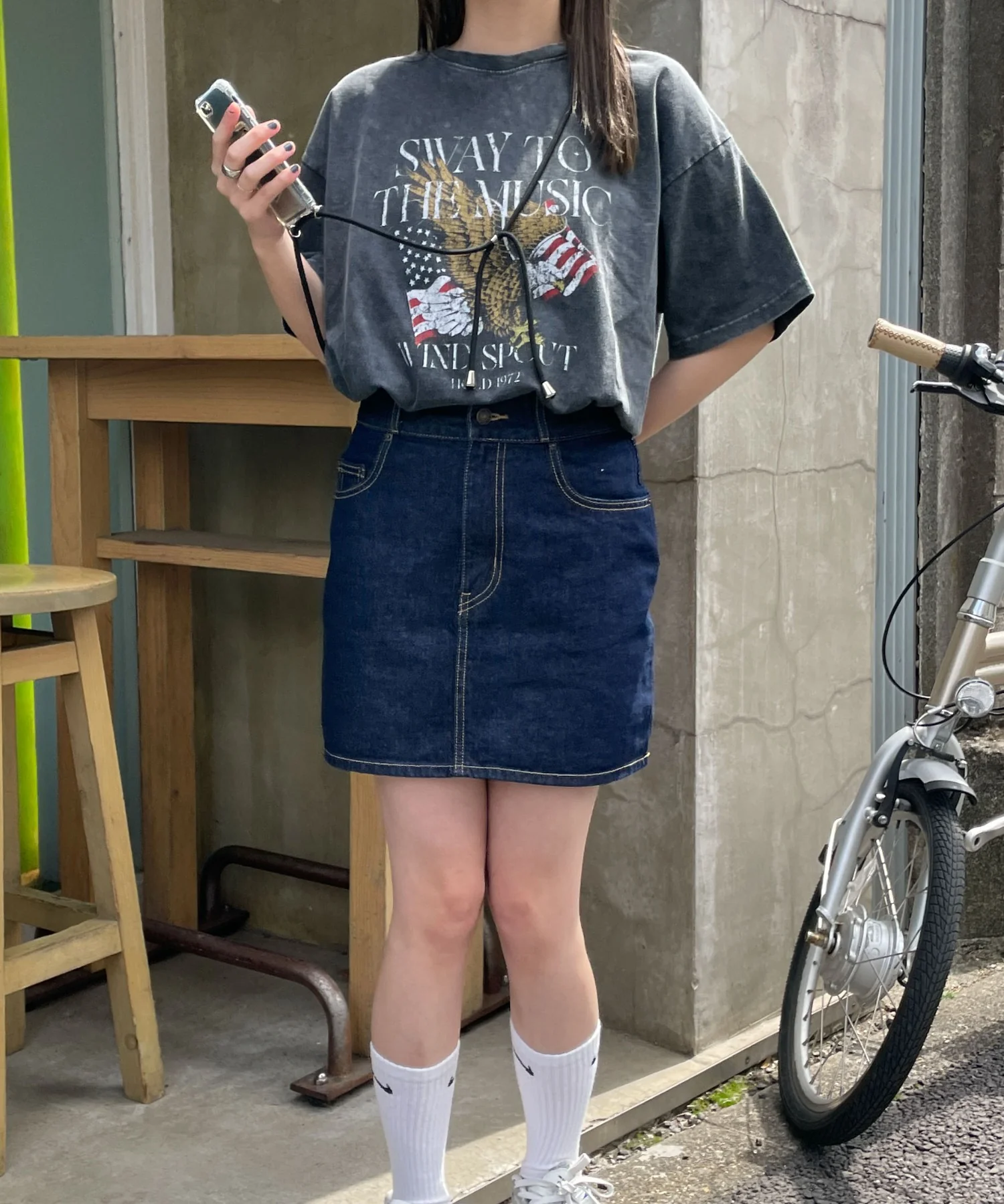 ヴィンテージウォッシュグラフィックTシャツ - Image 27