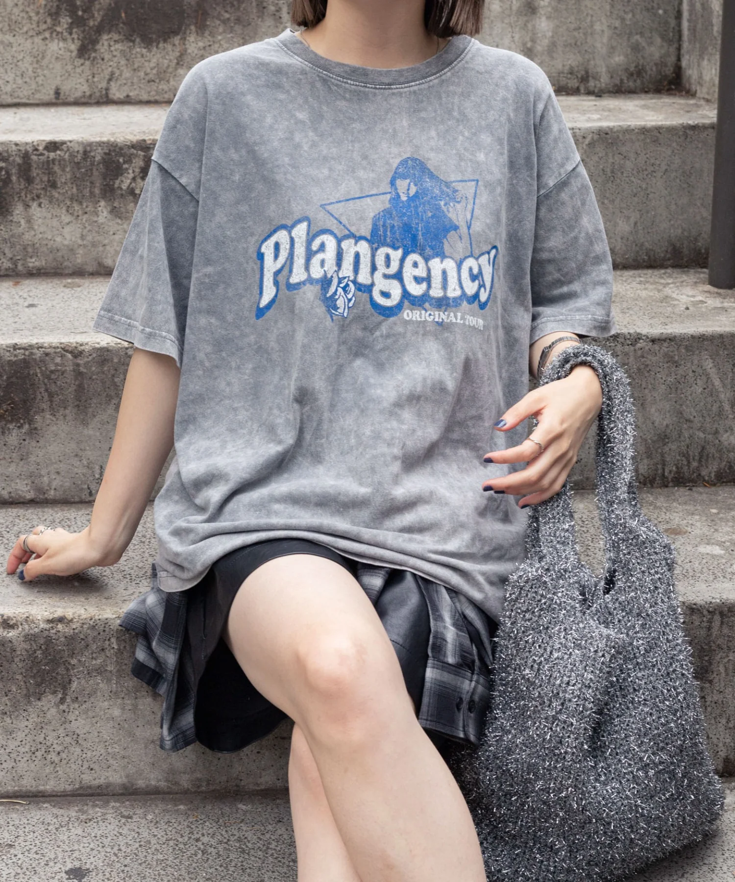 ヴィンテージウォッシュグラフィックTシャツ - Image 32