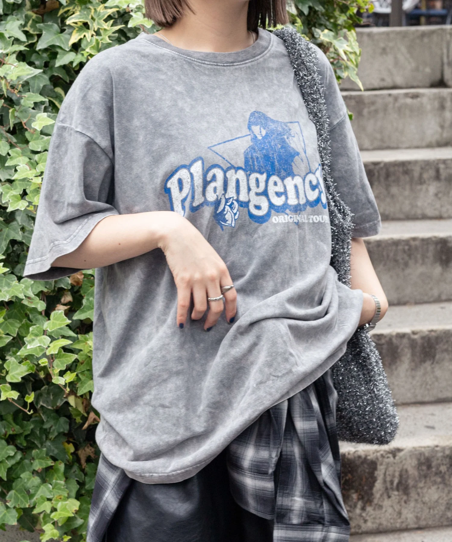 ヴィンテージウォッシュグラフィックTシャツ - Image 33