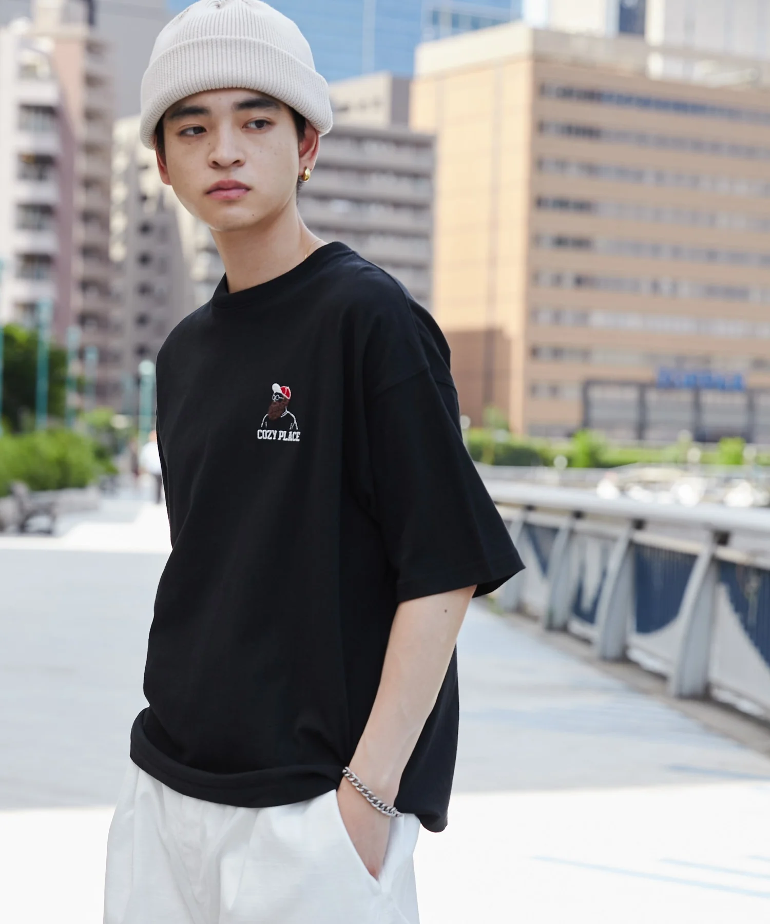 ヒゲサガラ刺繍Tシャツ - Image 3
