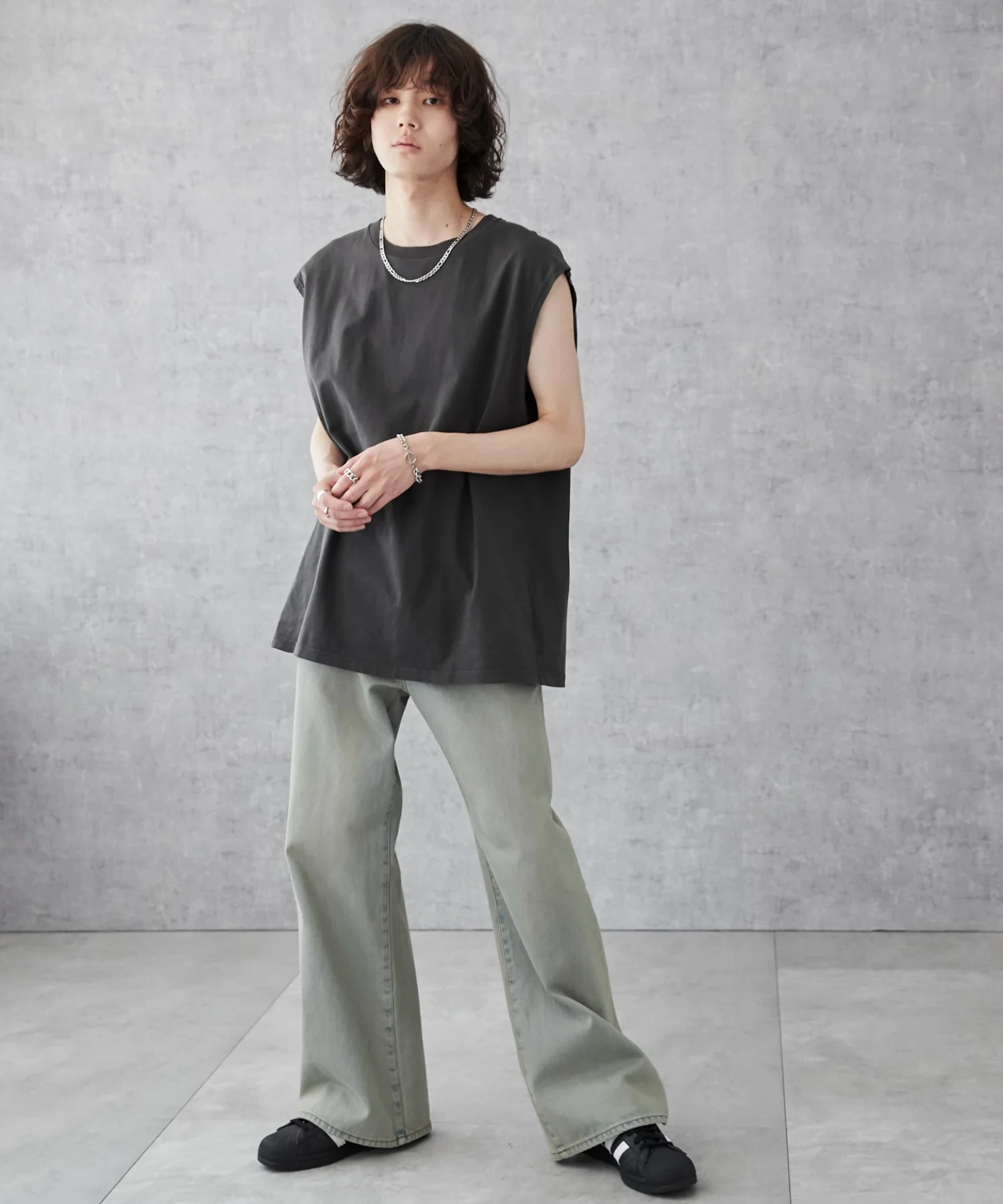 スリーブレスコットンT - Image 13