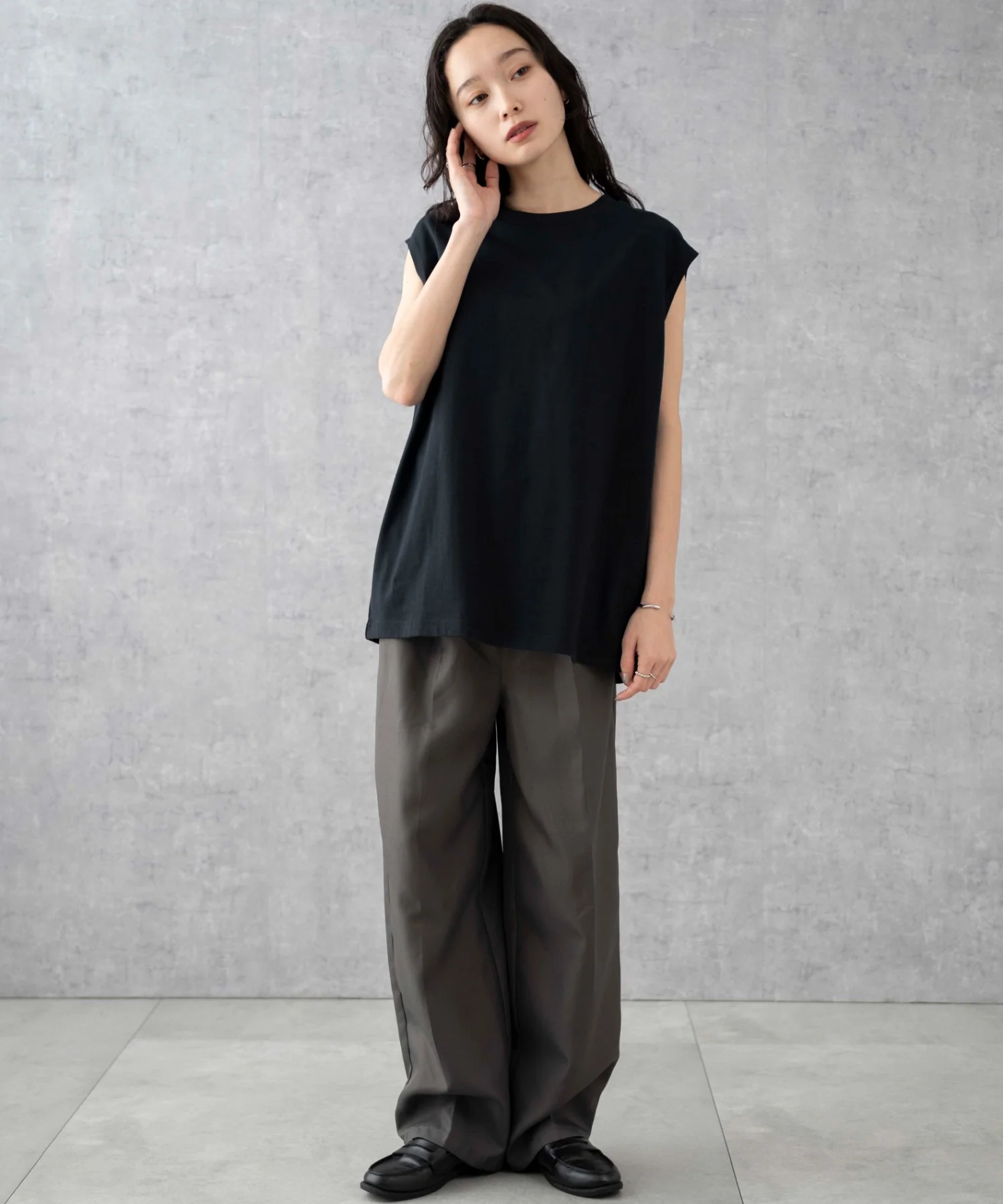 スリーブレスコットンT - Image 16