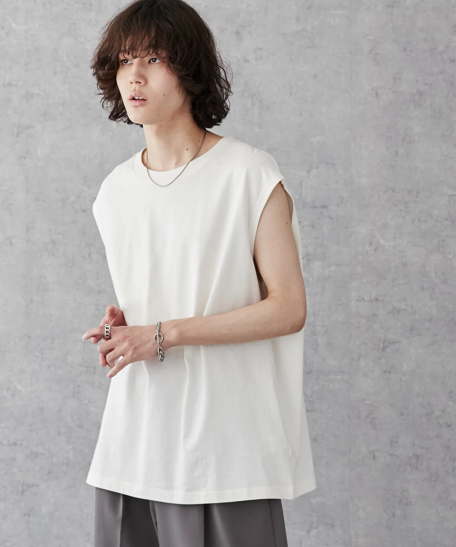 スリーブレスコットンT - Image 28