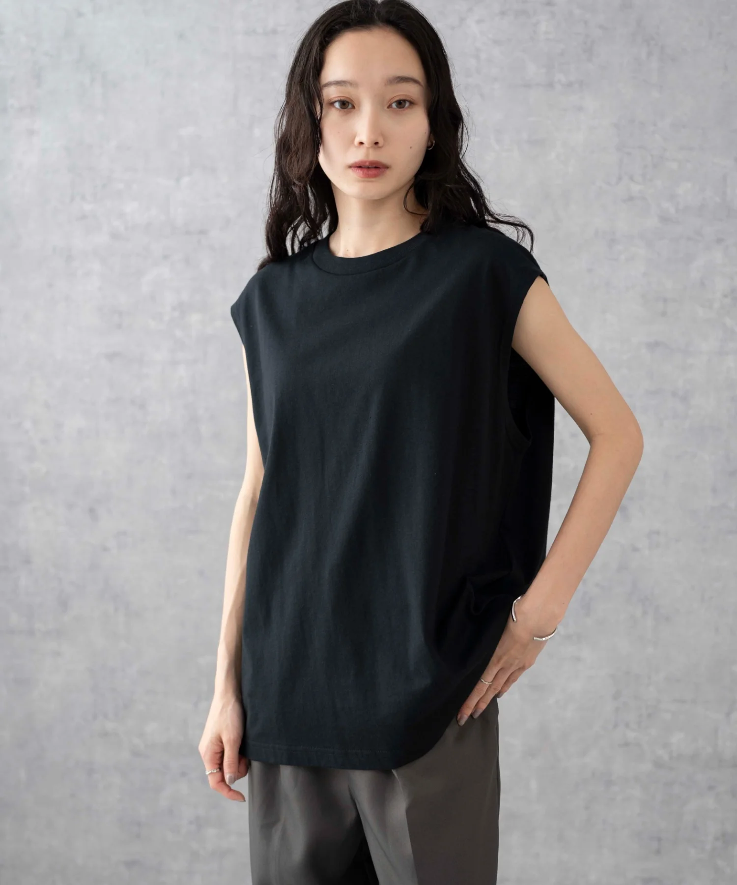 スリーブレスコットンT - Image 48