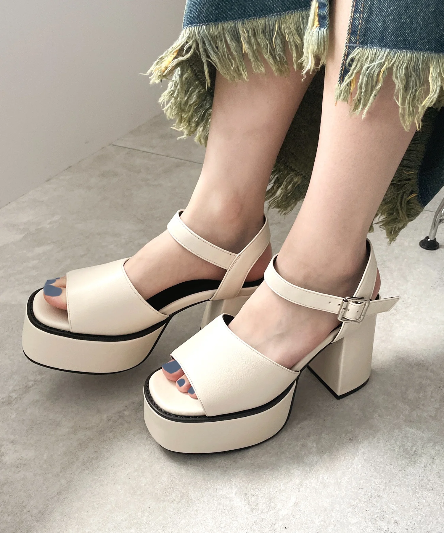 ストーム付きヒールサンダル - Image 7